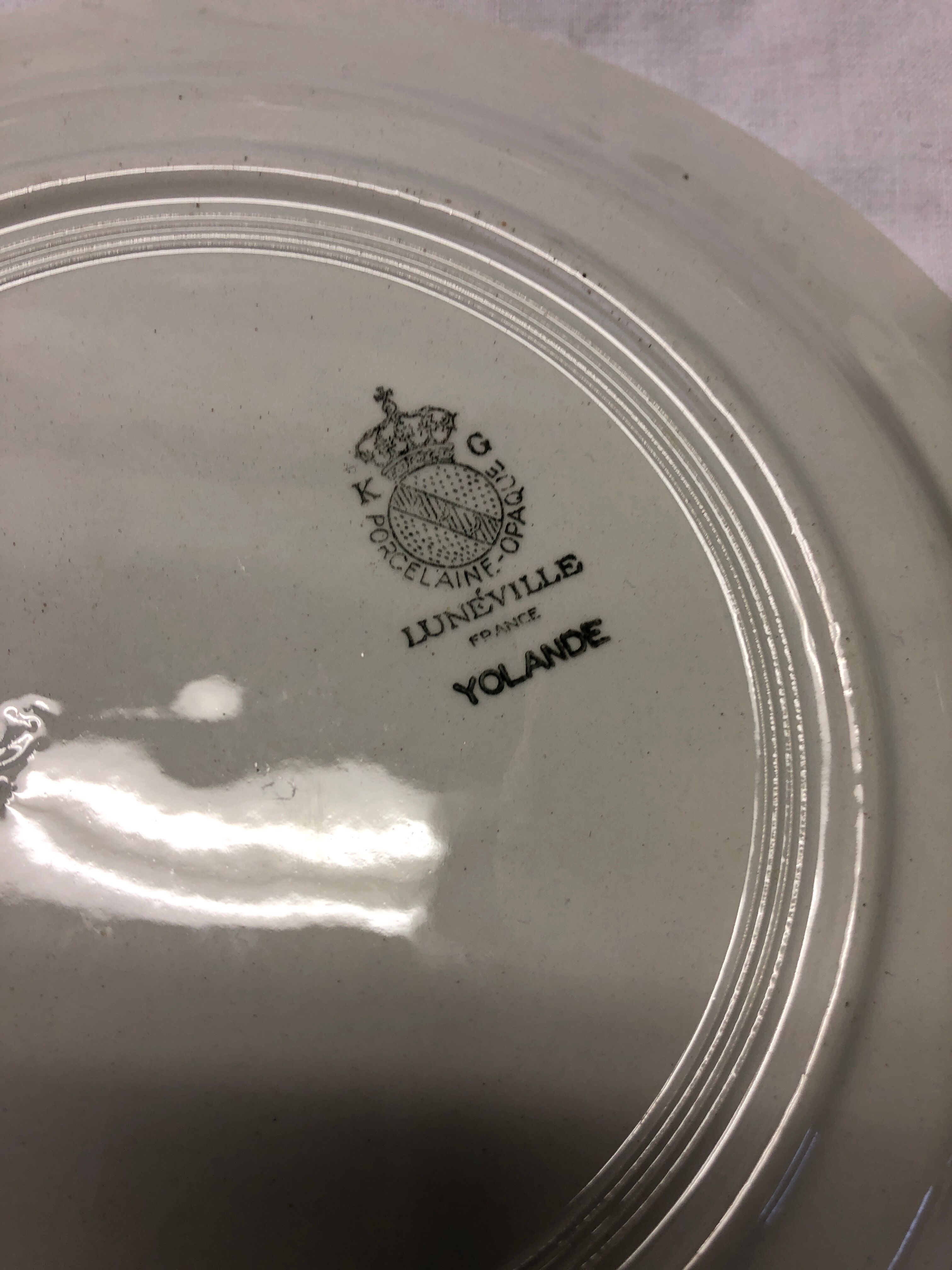 Set of 7 flat plates Luneville Yolande