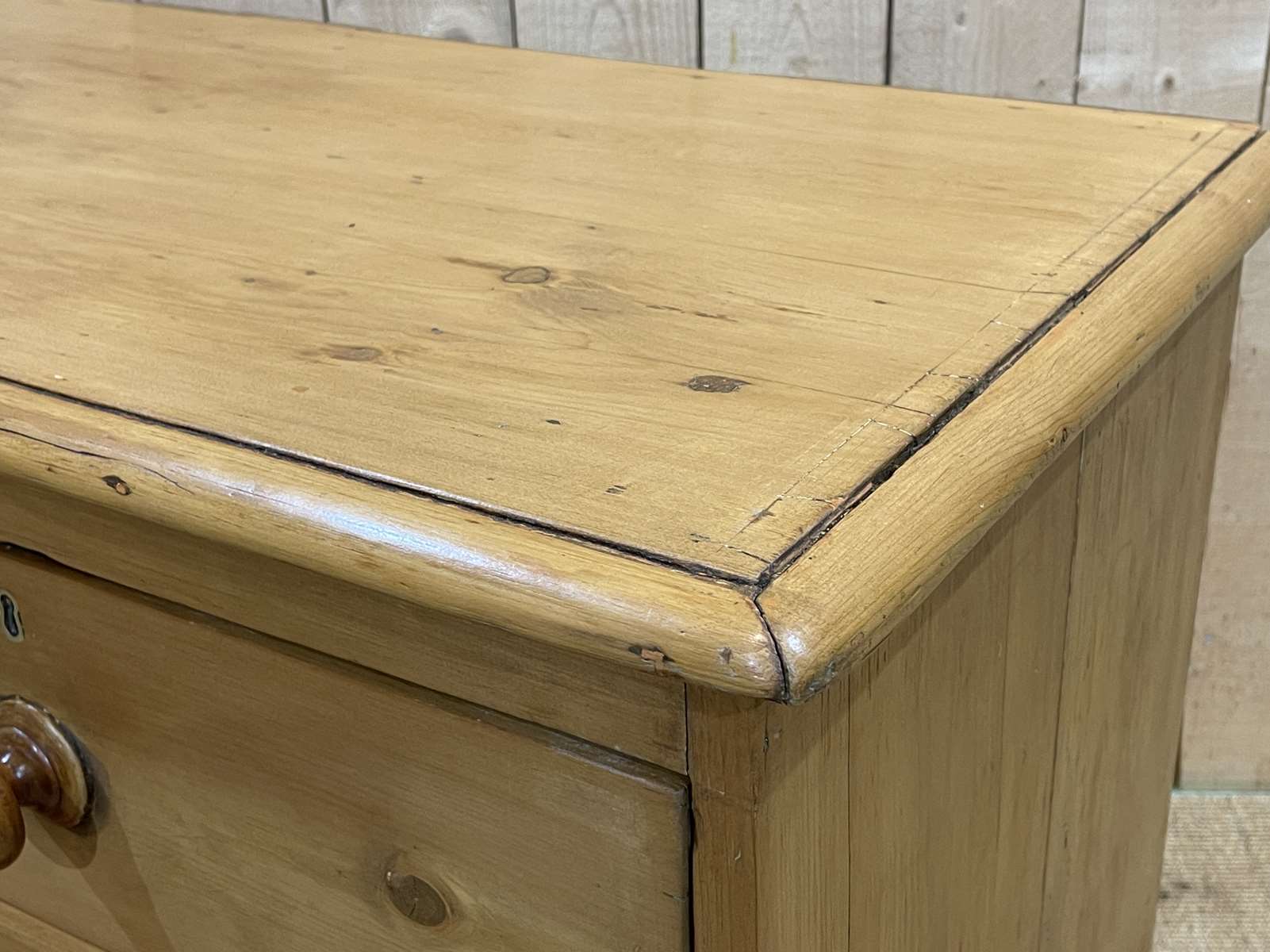 Victorian chest of drawers in nineteenth century fir