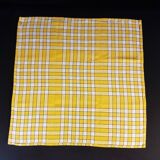 6 yellow napkins