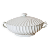 Oval white porcelain soup tureen by Haviland, torso model.
