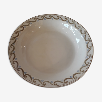 Plat creux en porcelaine de Gien