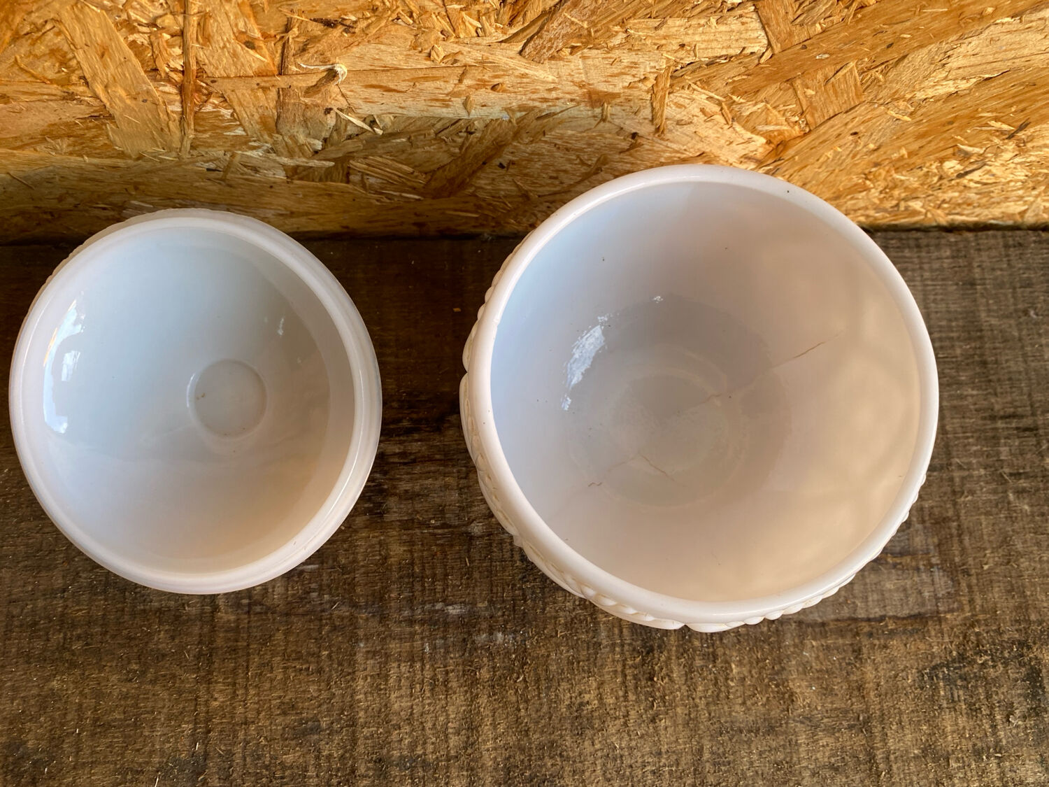 Vintage White Opaline Ball Box #C894