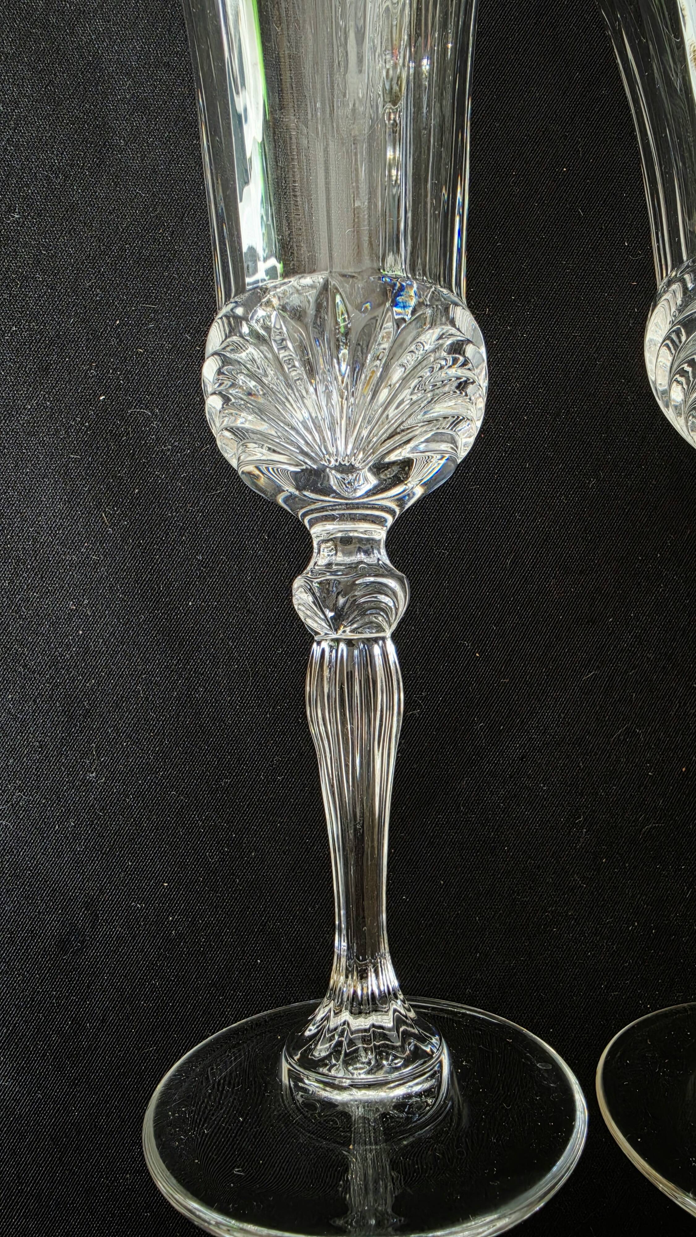 Lot exclusif de 18 verres authentiques en cristal de Lorraine Paris (+24 %