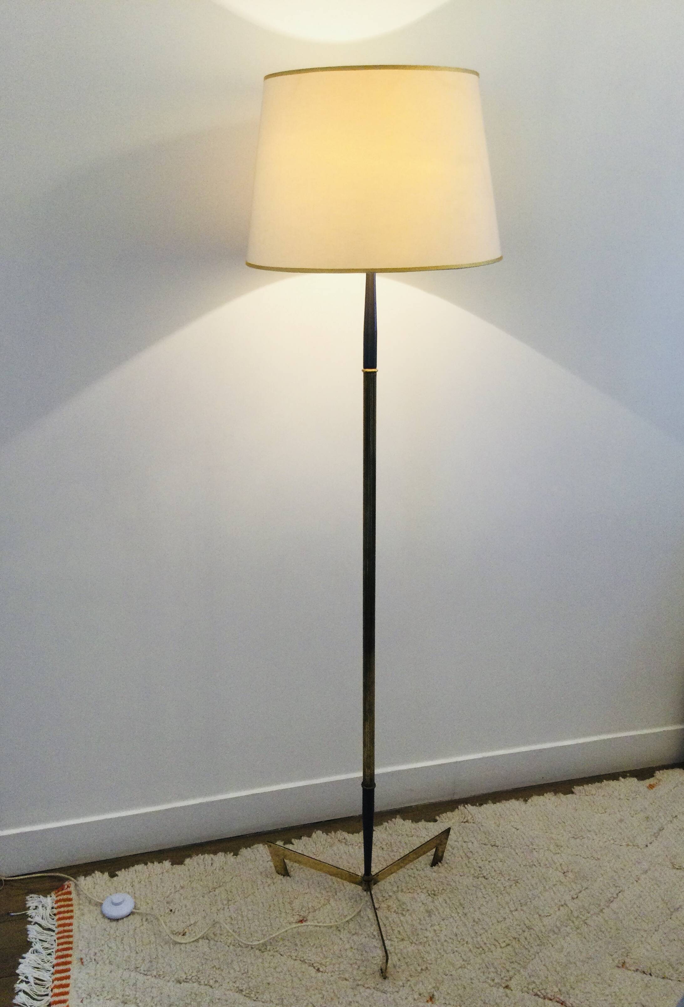 Modernist designer floor lamp base from the 50s/50s
