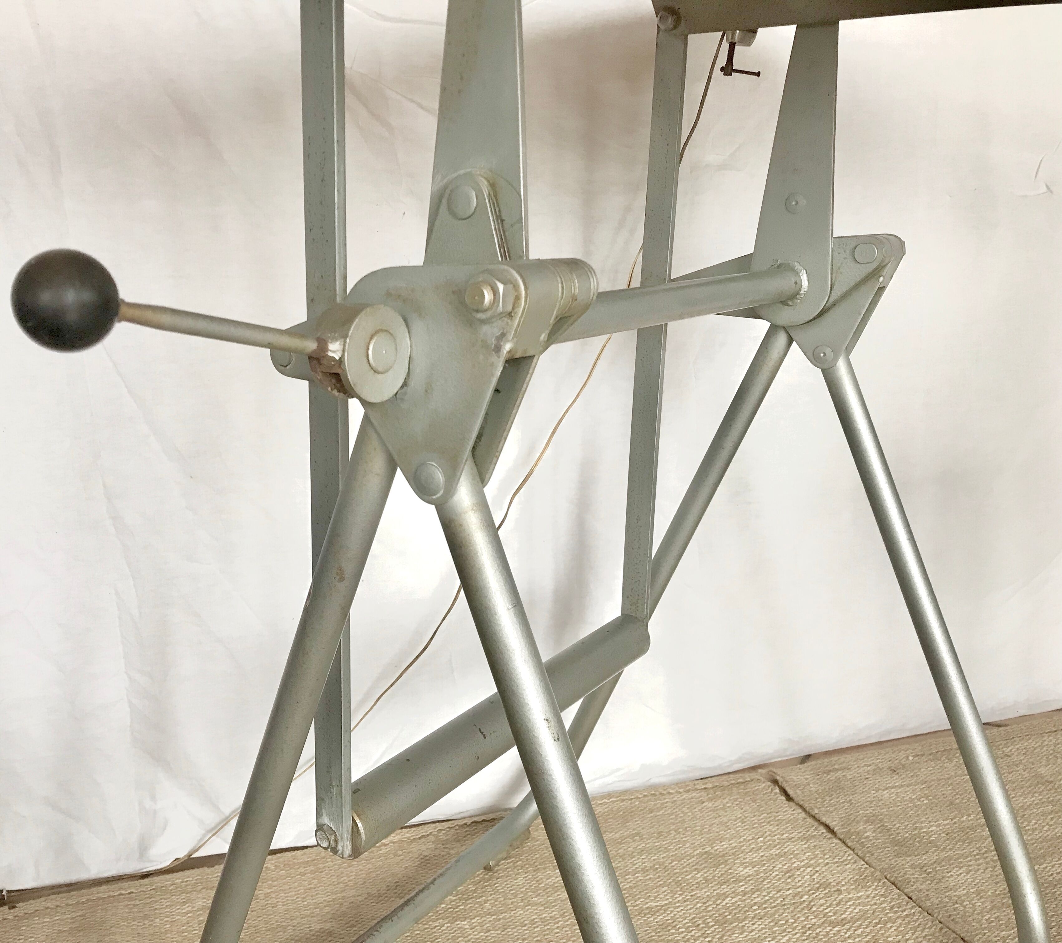 Architect Heliolithe vintage drafting table and Chair