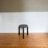 Tabouret E60 d'Alvar Aalto édité par Artek