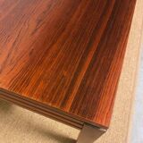 Square wooden coffee table - String Seffle