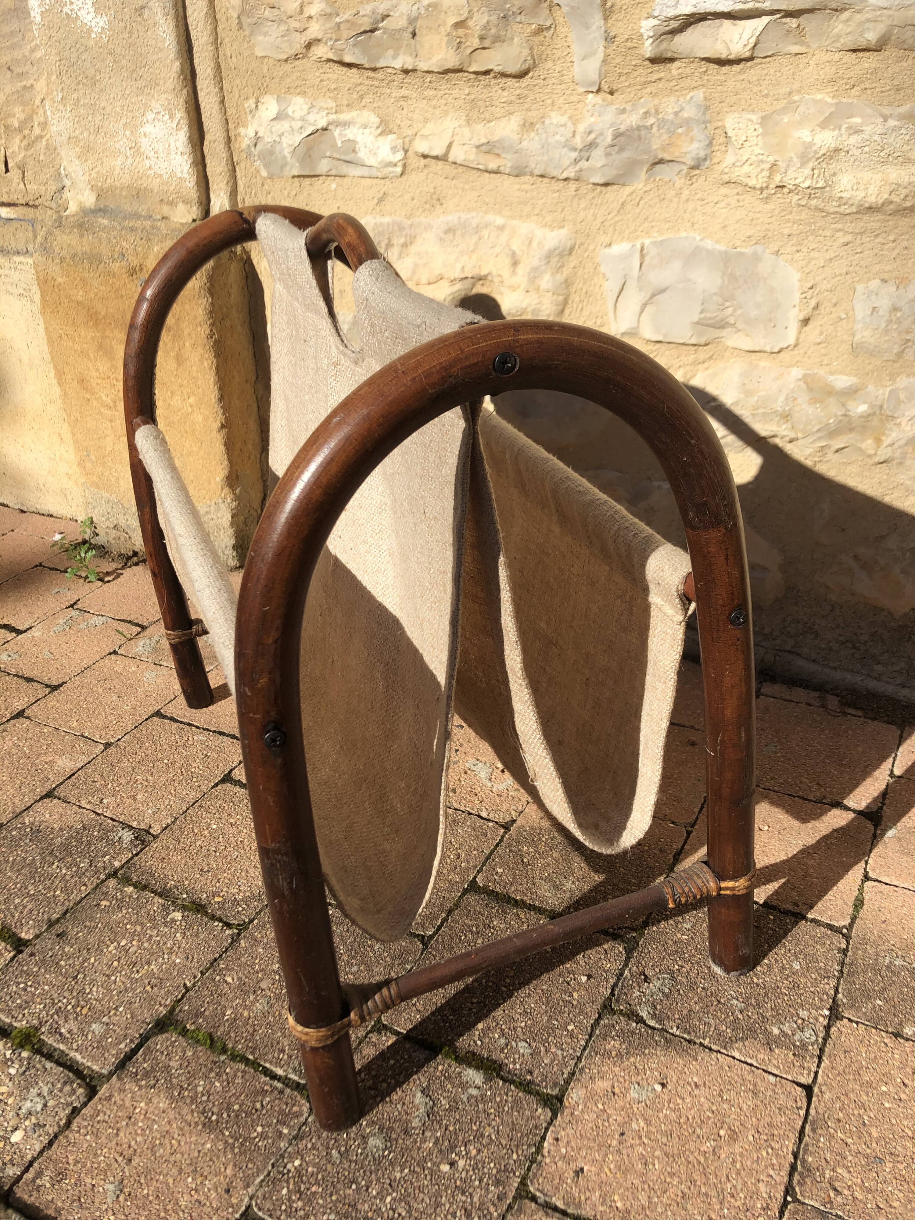 Magazine rack