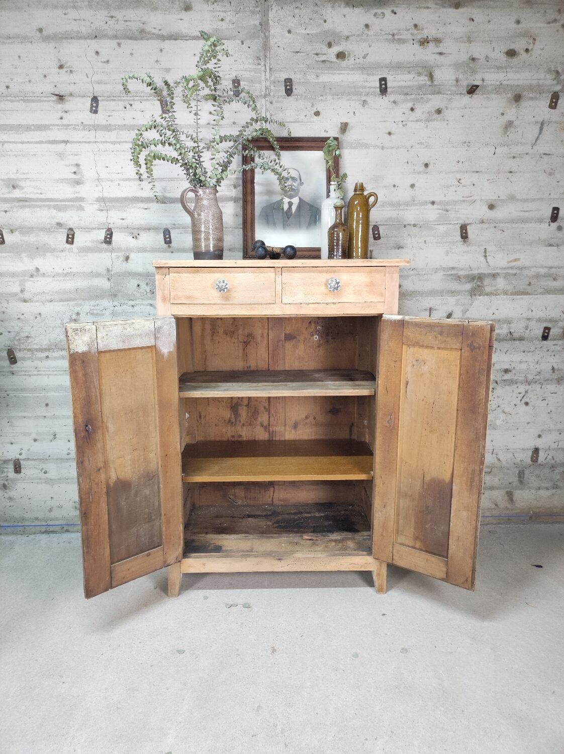 Brut Parisian buffet