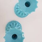 Paire de flambeaux en opaline bleue