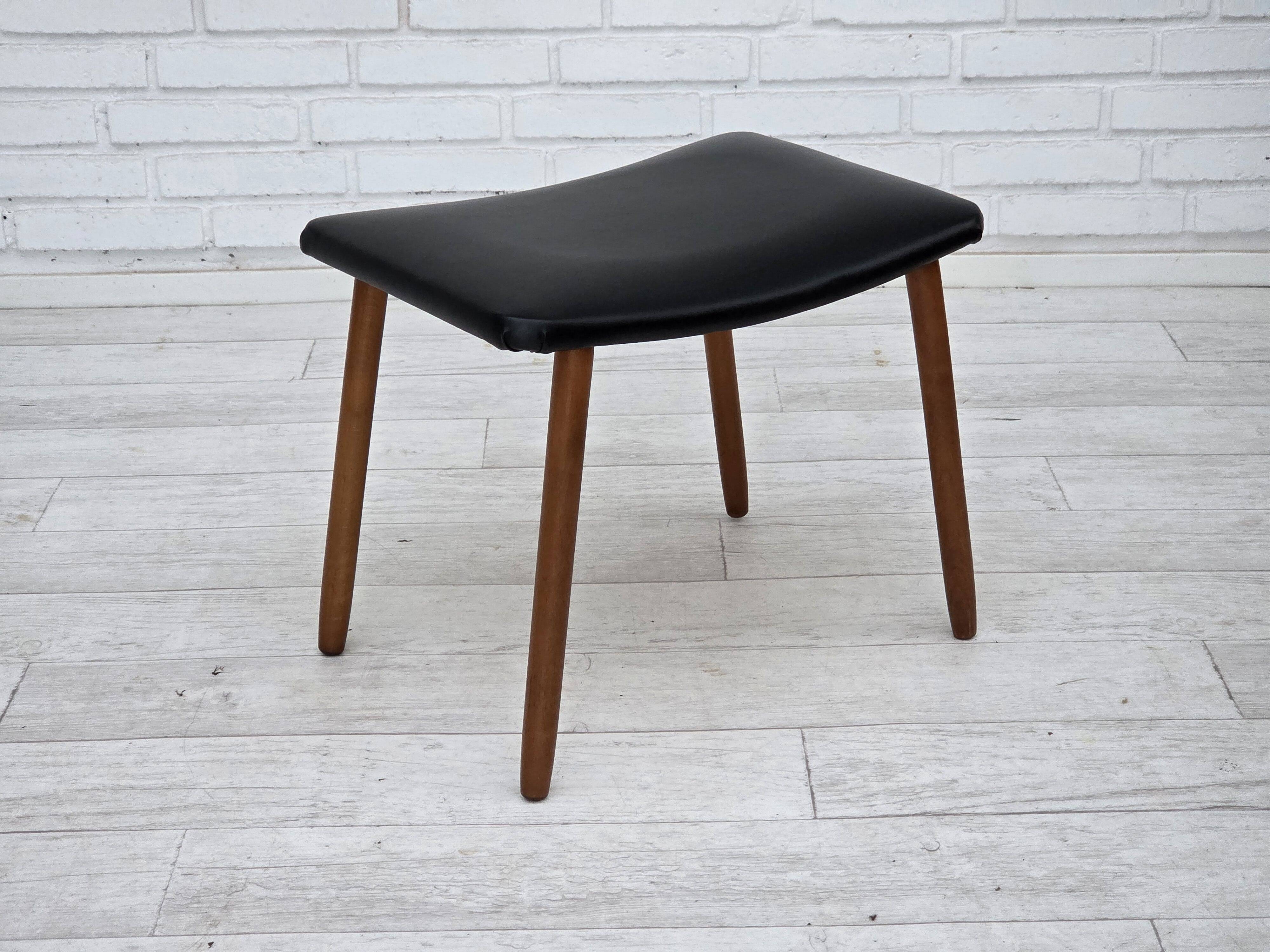 1960s, Danish armchair by Fritz Hansen model 8000/8020, furniture wool.