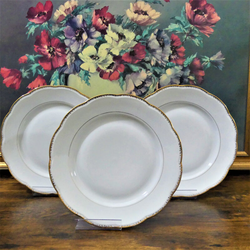 Vintage white and gold table service, antique table service