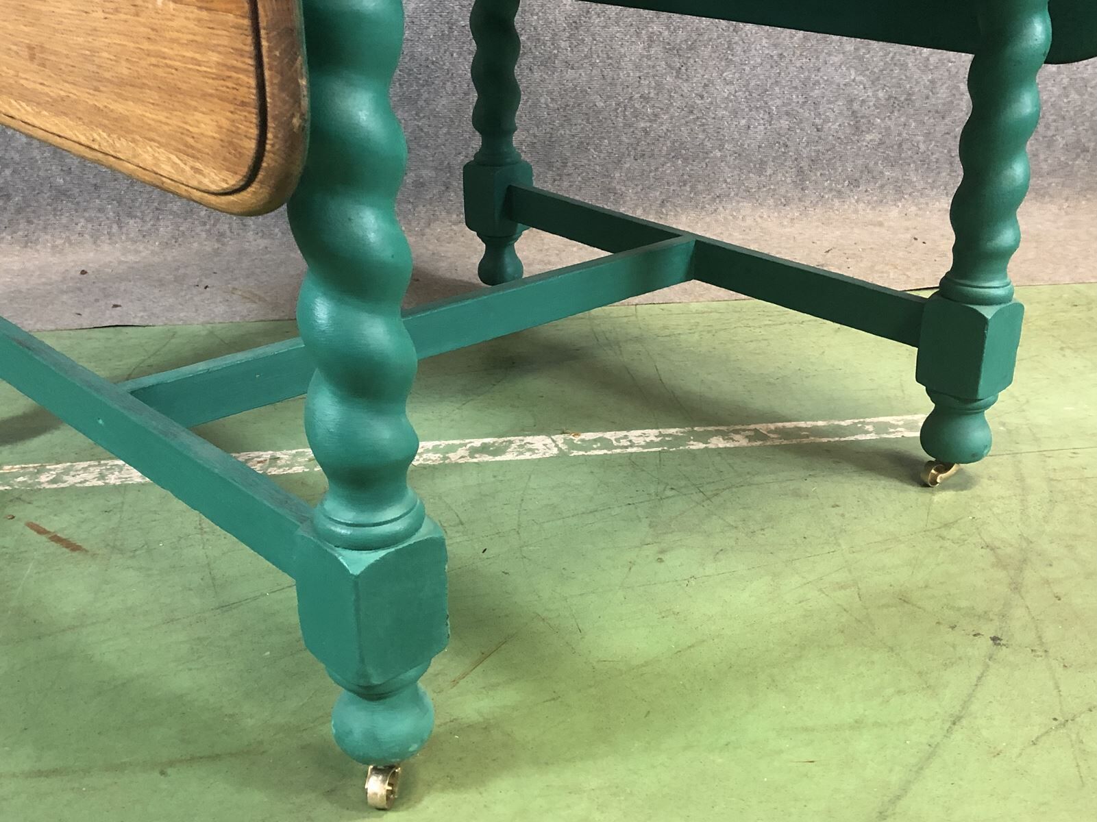 English table with oak flaps-30s