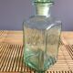 Carafe en verre verte