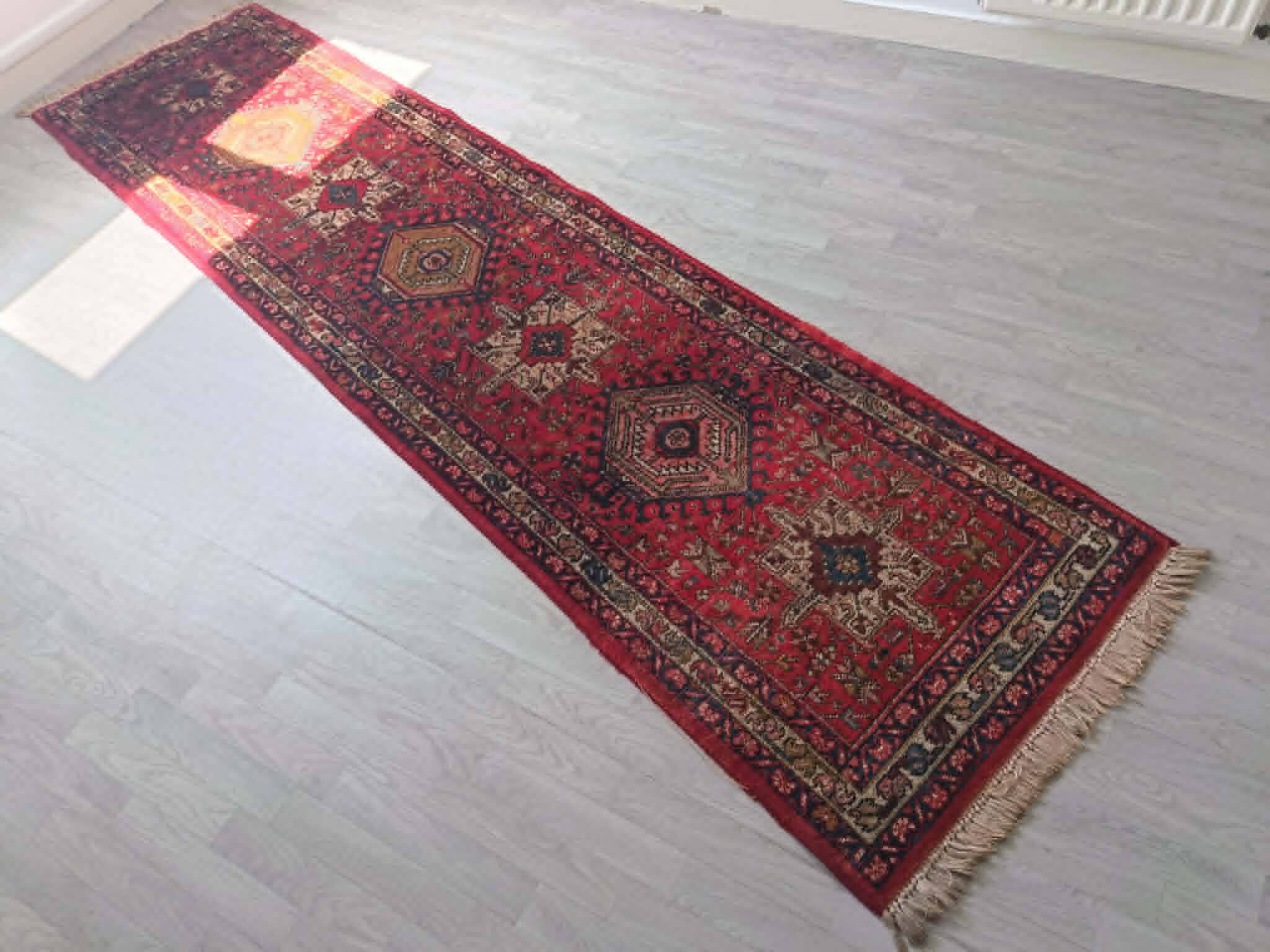 Gallery carpet in Persian style