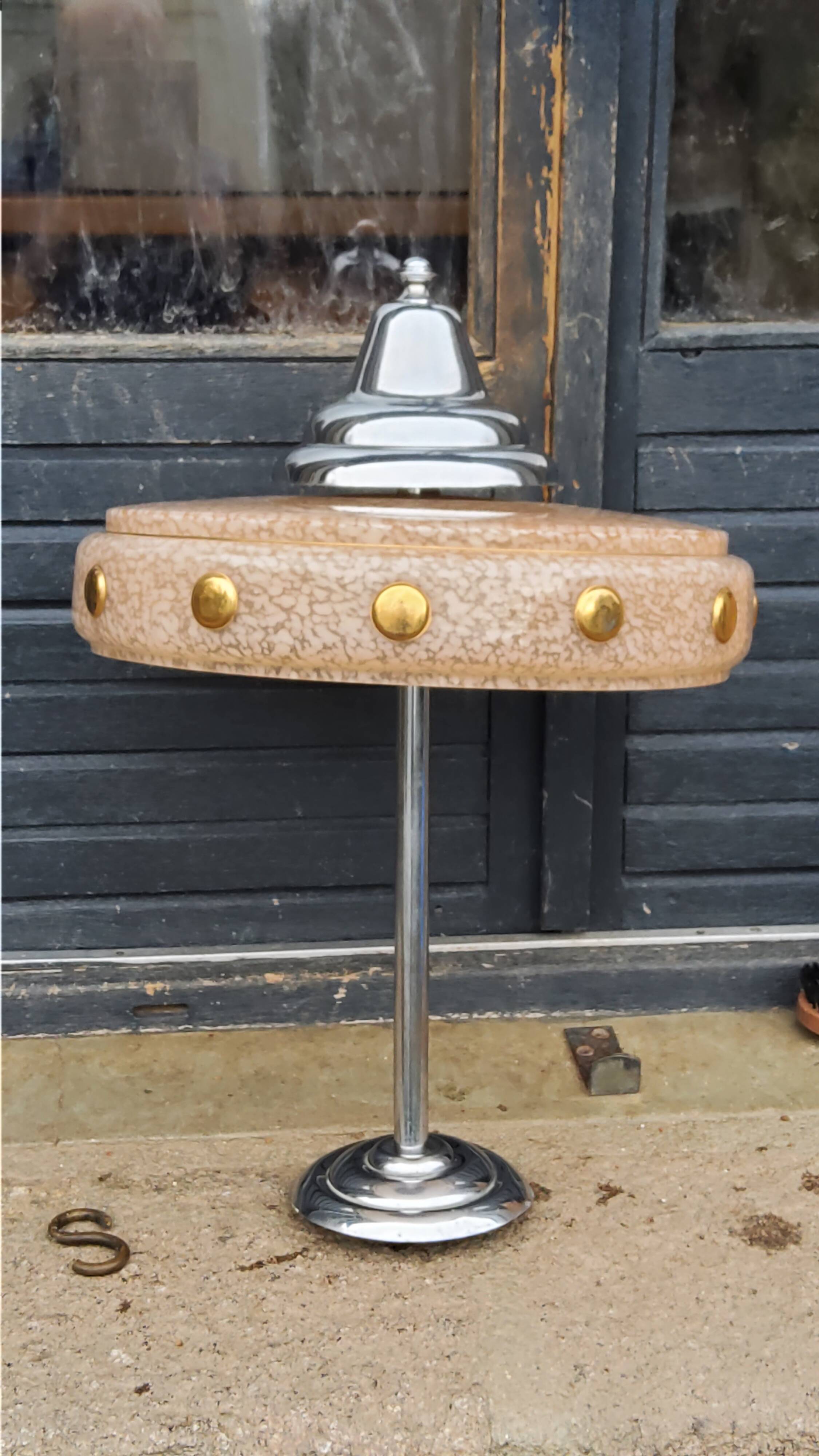 1930s Art Deco chandelier in glass and chromed metal