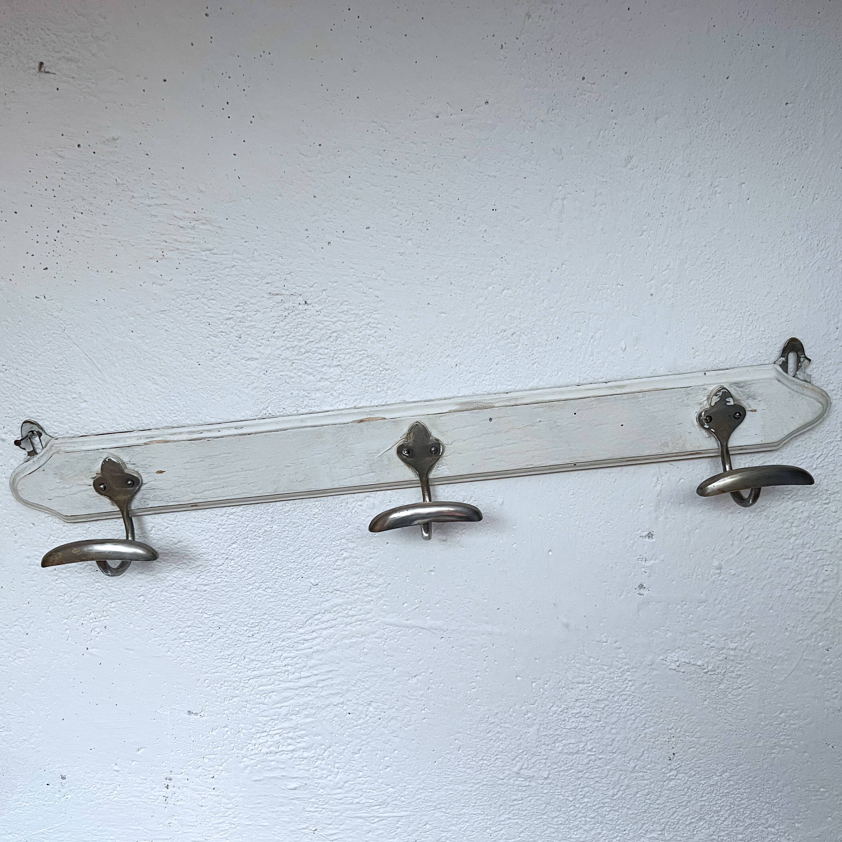 Wall coat rack 3 hooks