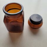 Aothicaire jar