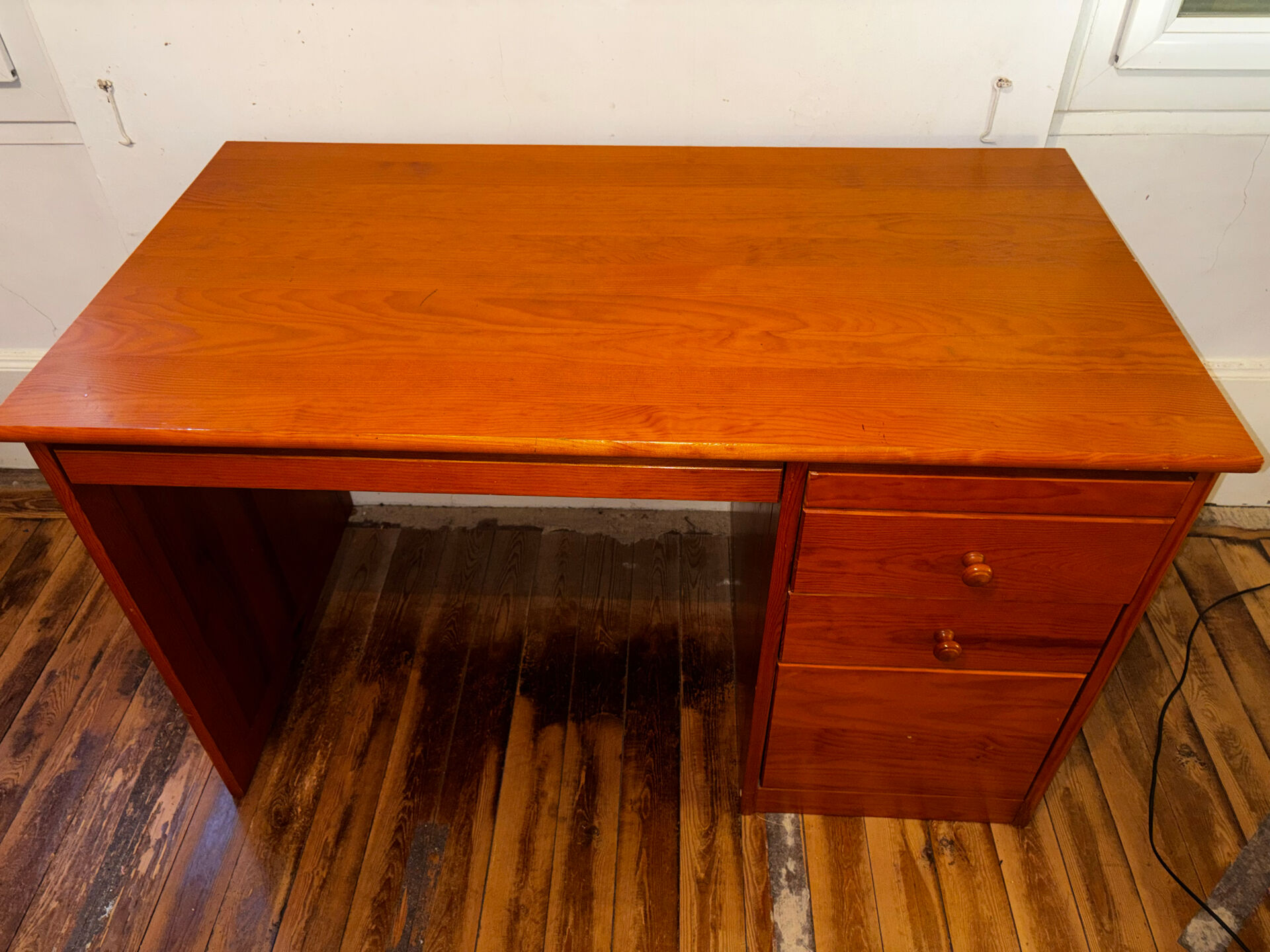 Bureau en bois