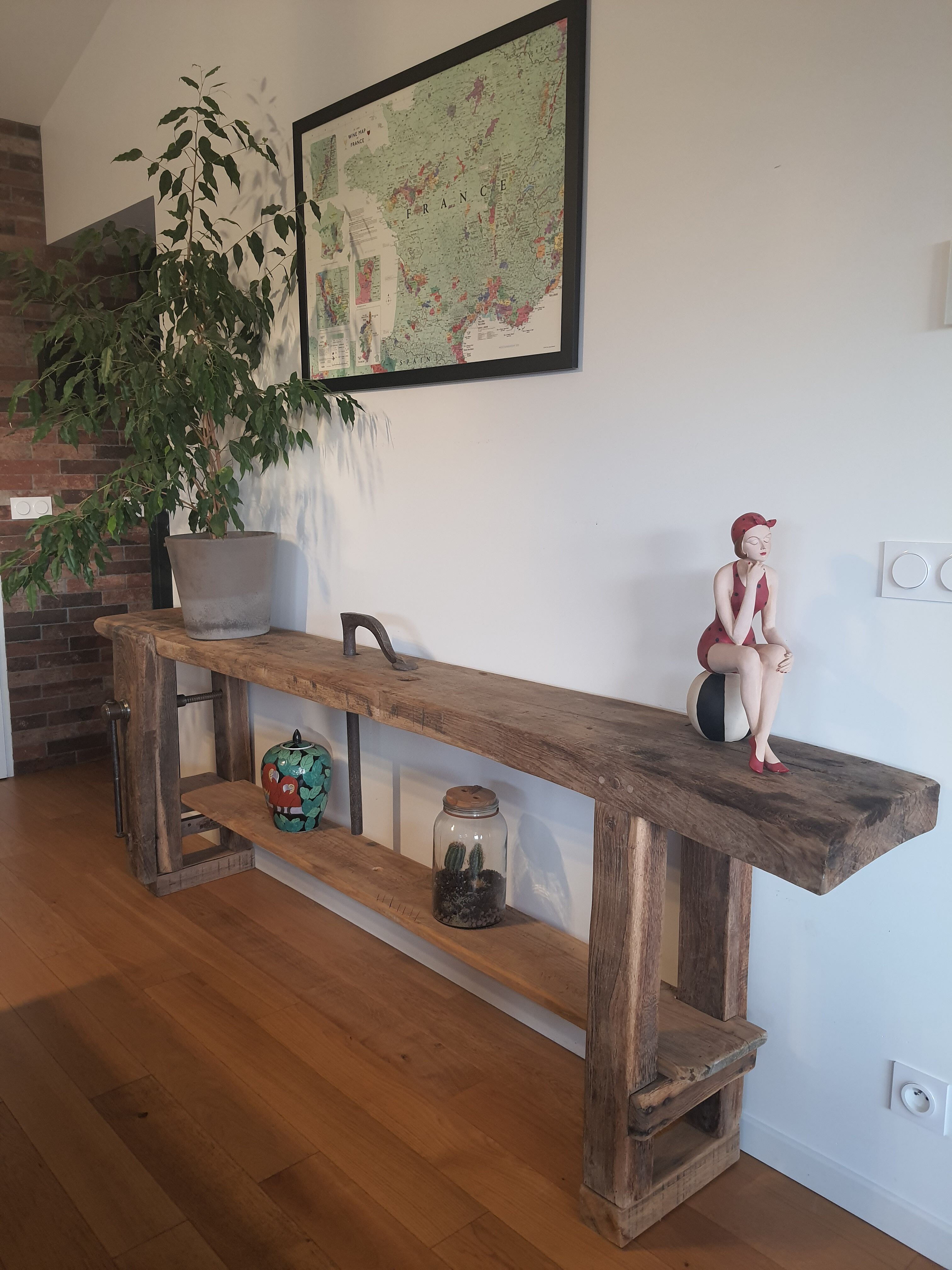 Carpenter's workbench