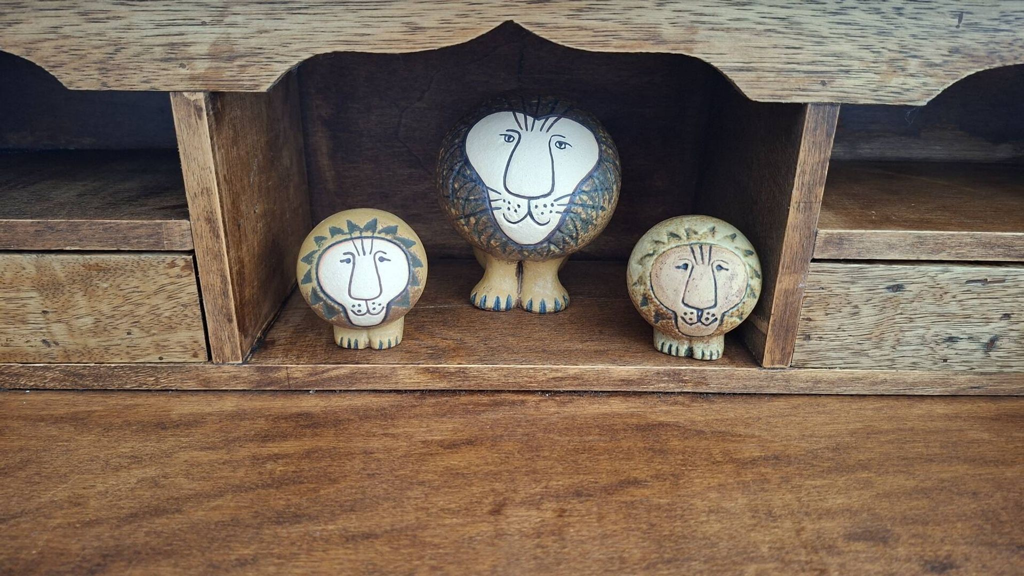 Set of 3 ceramic lions by Lisa Larson/Gustavsberg.