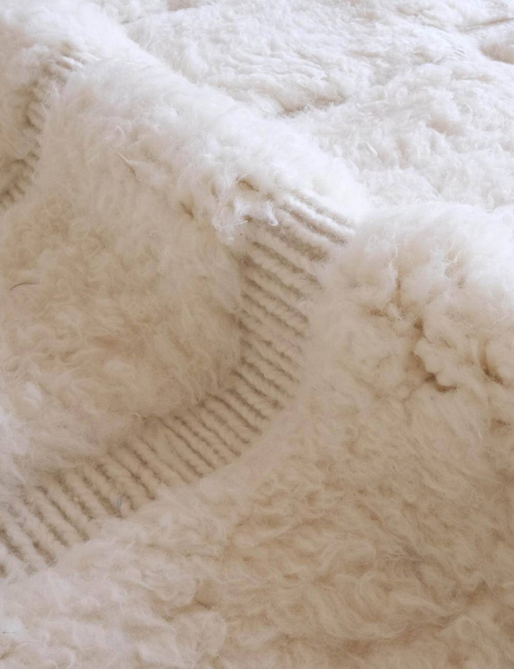 Beni Ourain rug - 338 x 252 cm