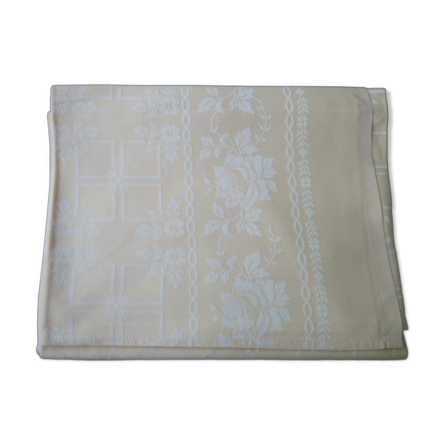 Vintage tablecloth in damask cotton champagne color