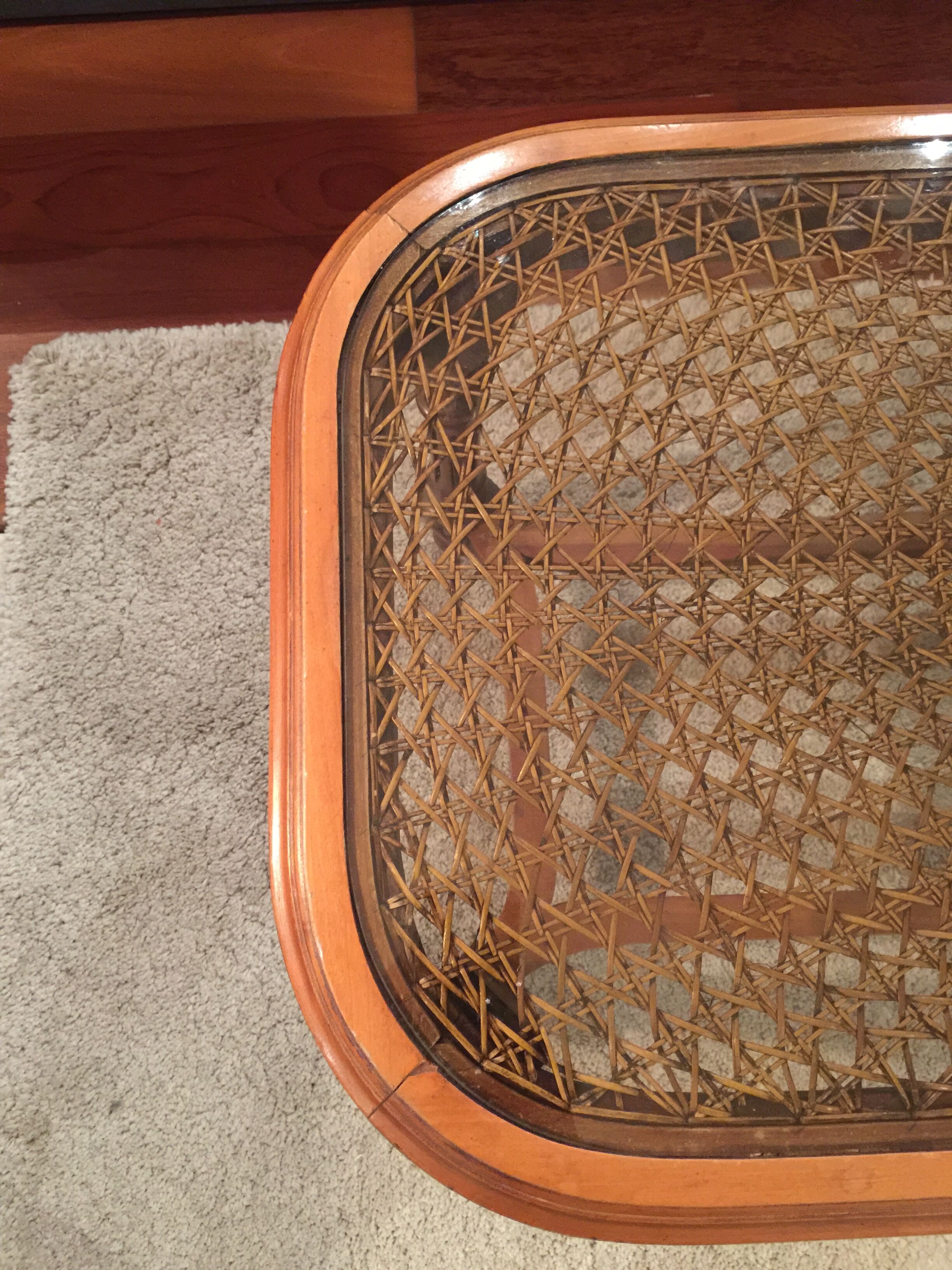 Table basse louis XVI en cannage