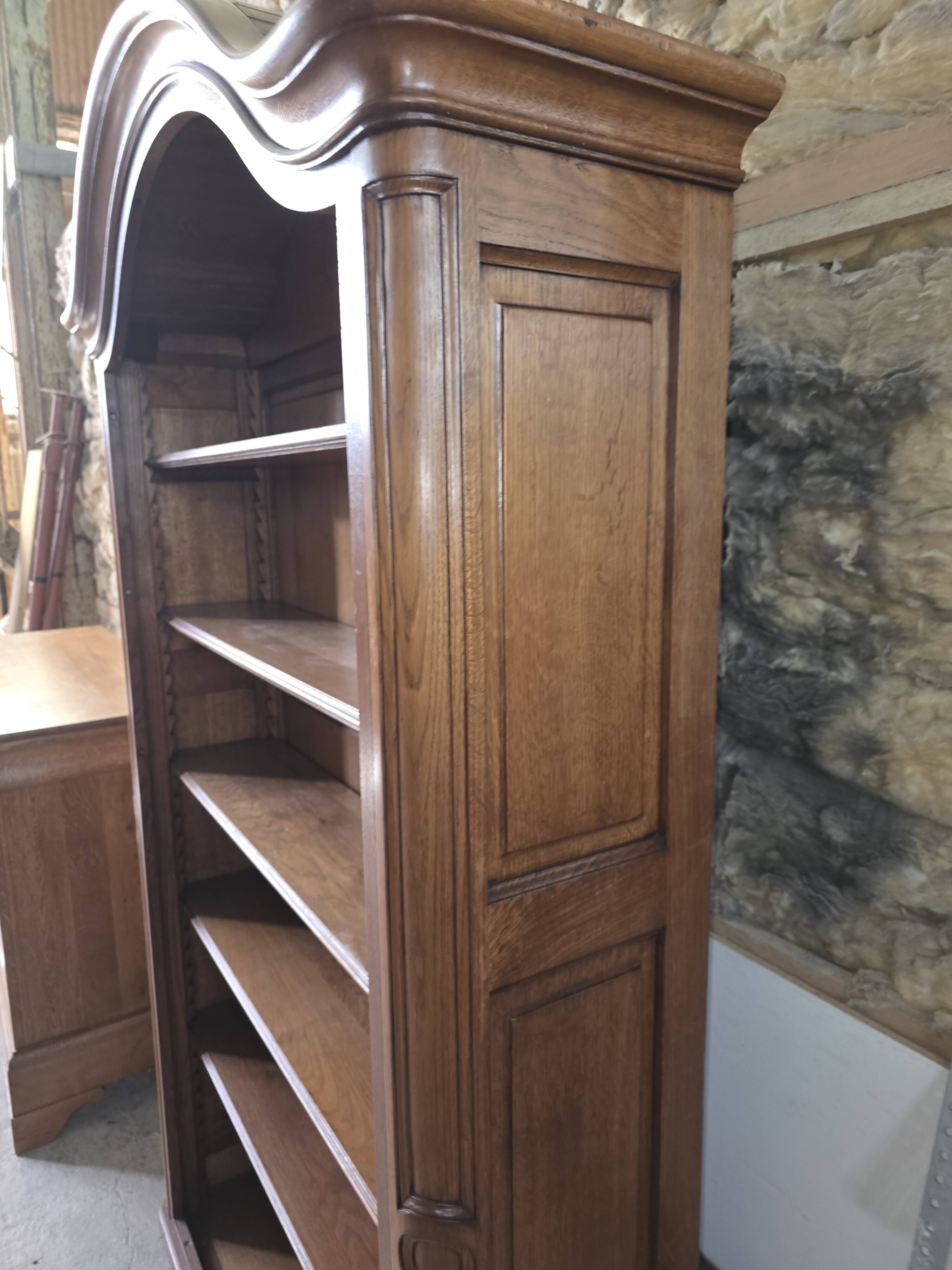 Gendarme hat library in solid oak, mid-20th century.