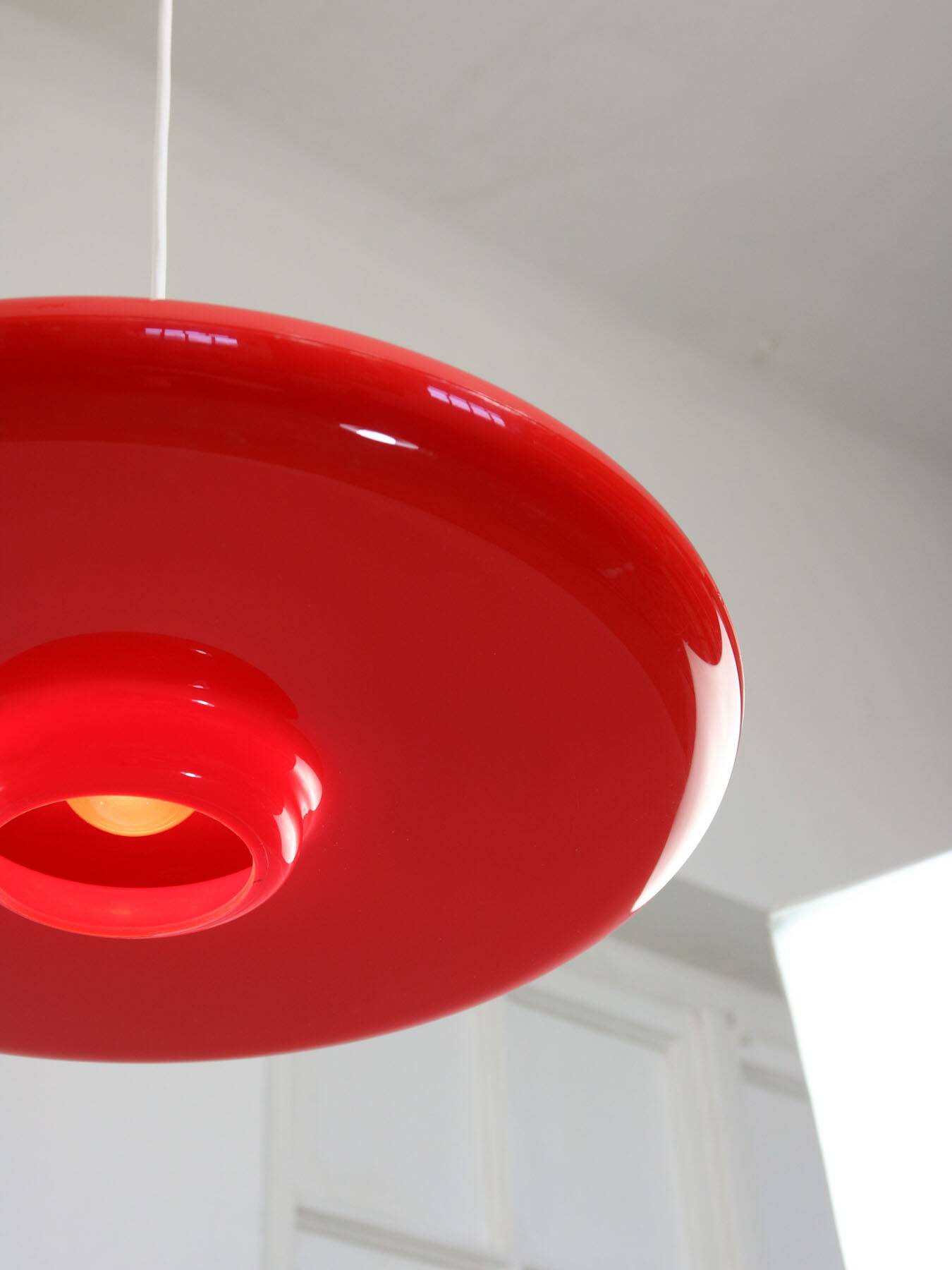 Space-Age Saucer Pendant in Red Plexiglas from Guzzini, 1960s