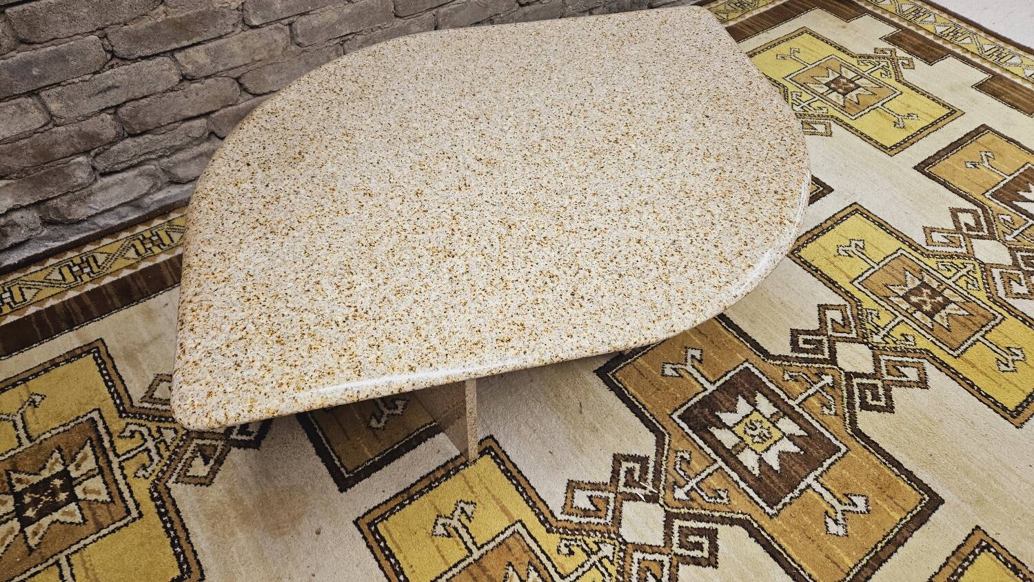 Eye-shaped marble coffee table