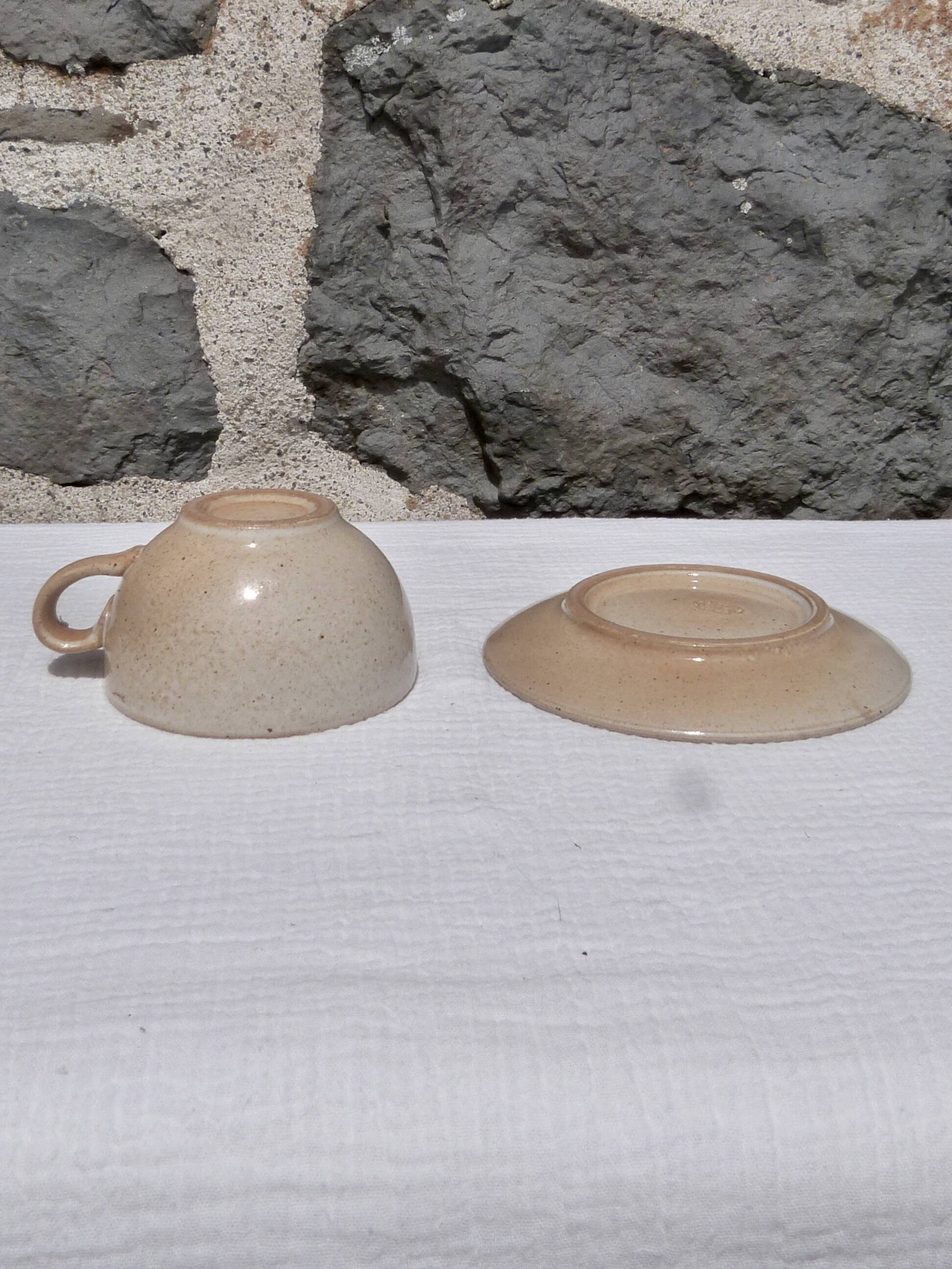 Stoneware cup with saucer Grès du Marais