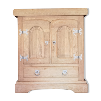 Solid oak croat