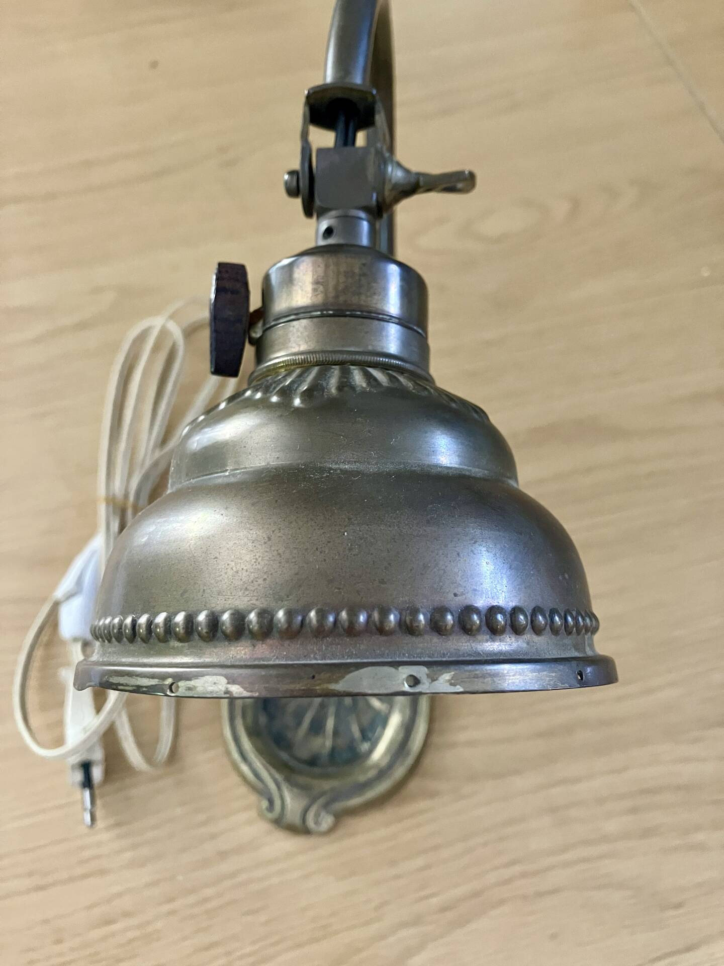 Old swan-neck desk lamp