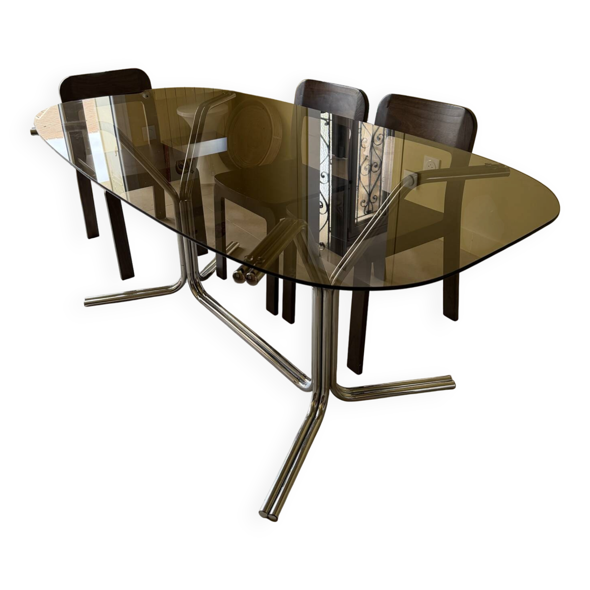 Table à manger plateau verre fumé pieds métal