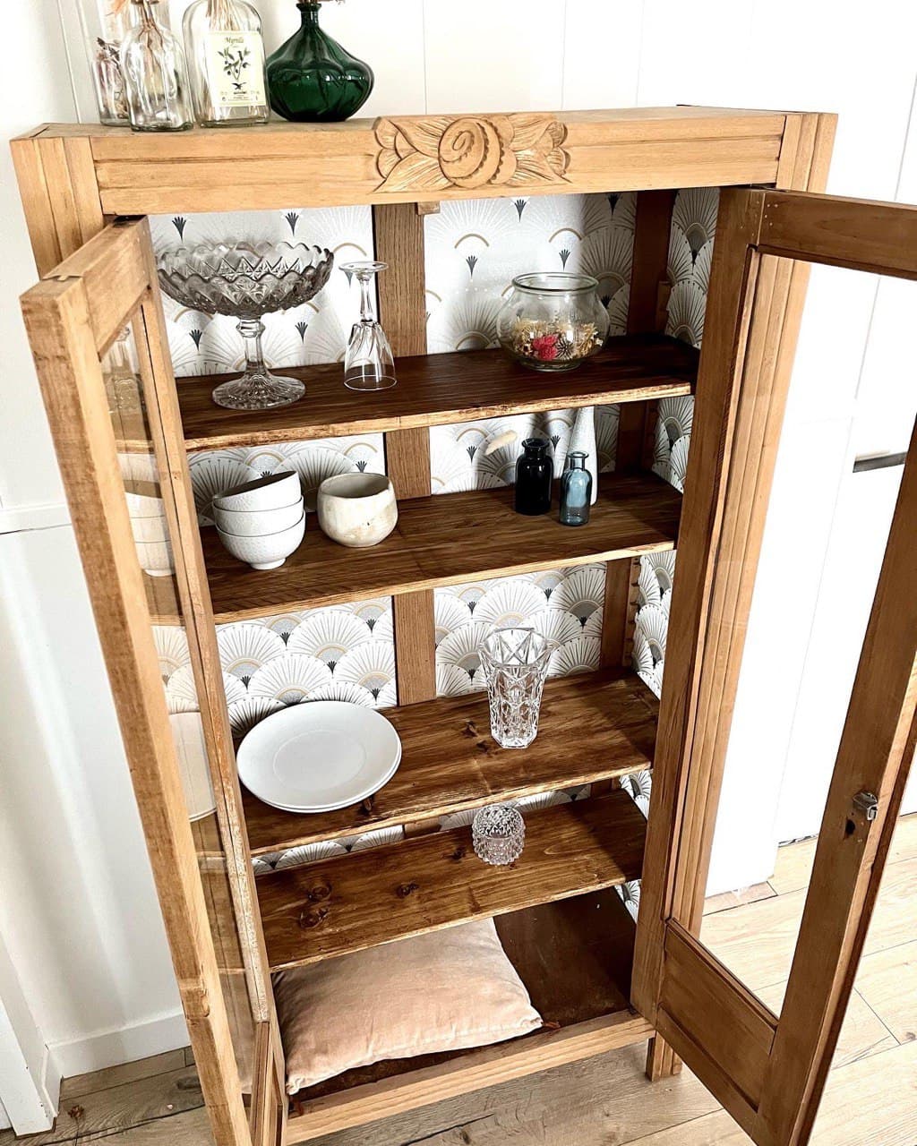 Art Deco glass cabinet