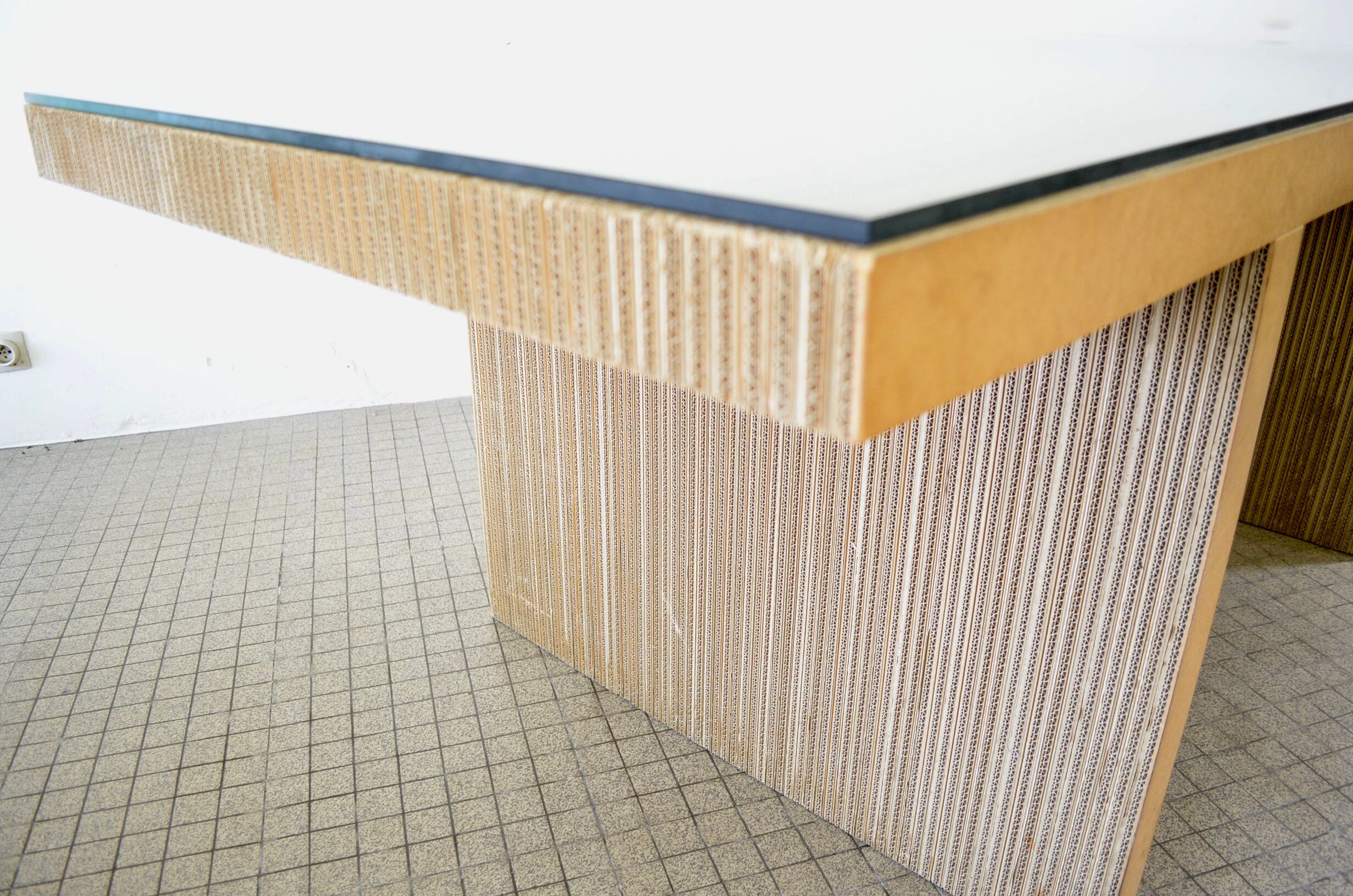 Vitra 'Easy edges' table by Frank Gehry 1972 vintage design