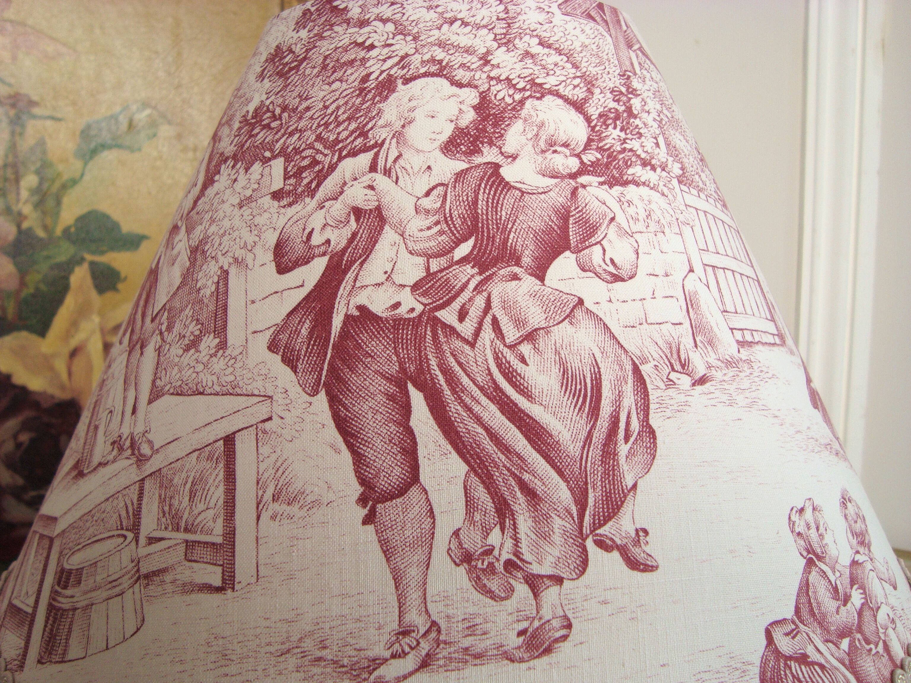 Lampe de table en laiton avec son abat-jour en tissu toile de Jouy ancien