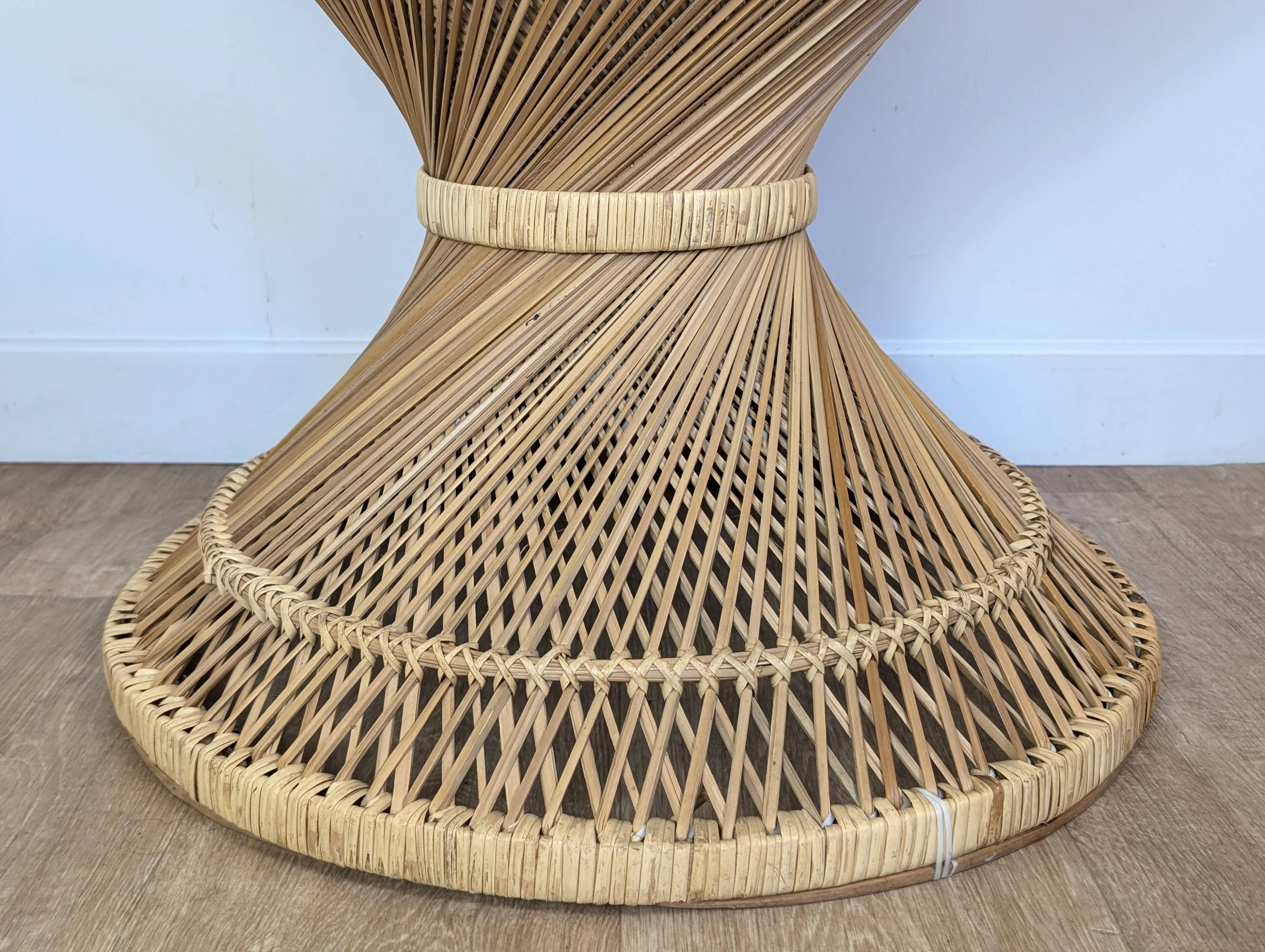 Diabolo rattan coffee table