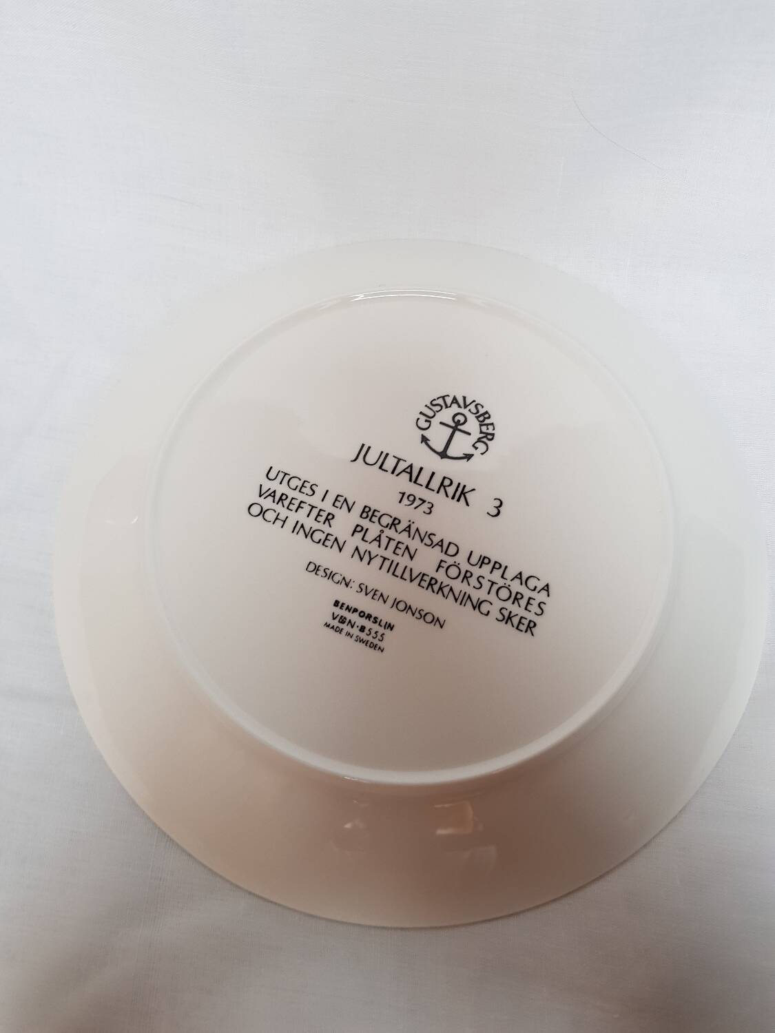 Ensemble de 4 assiettes de Noël suédoises Gustavsberg réalisé par Sven Jonson