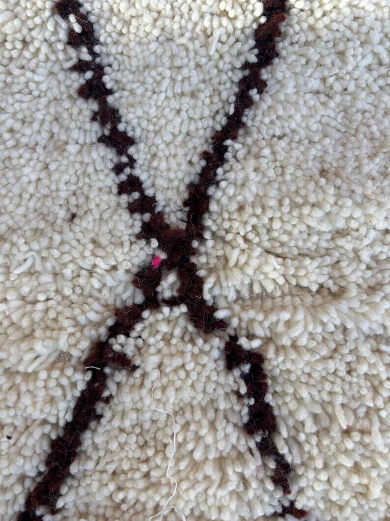 Tapis artisanal en laine