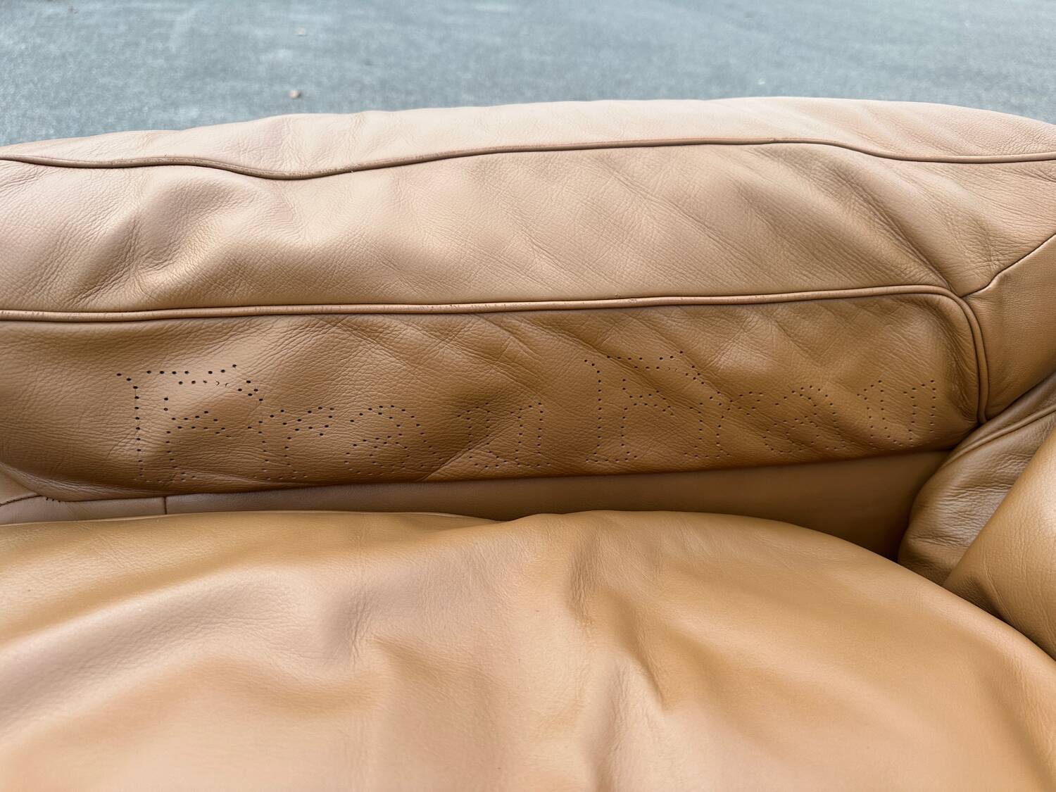 Sofa Petronio 603 de Tito Agnoli pour Poltrona Frau