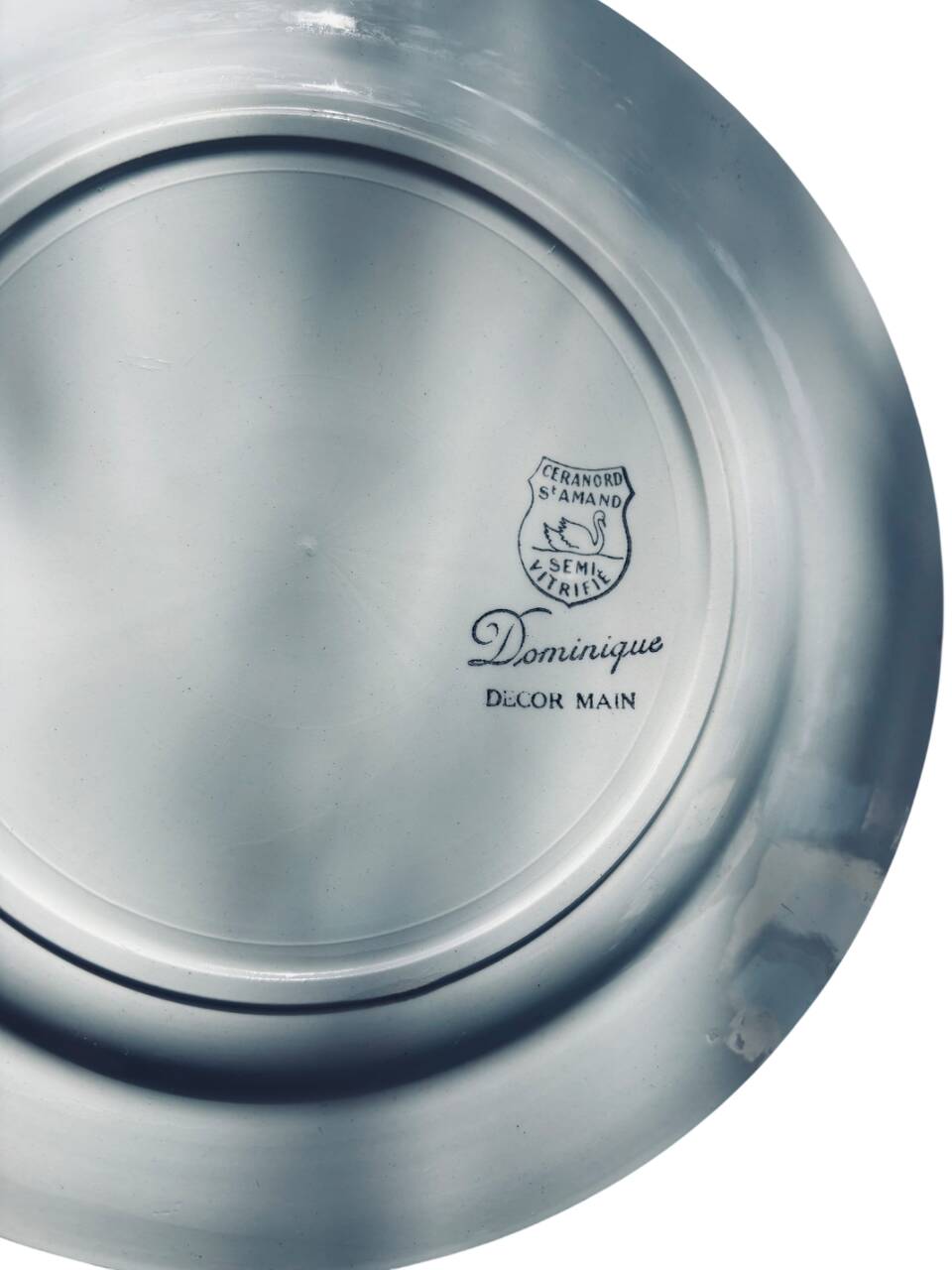 6 flat plates "Dominique", Céranord Saint-Amand, Hand-painted design, 1950