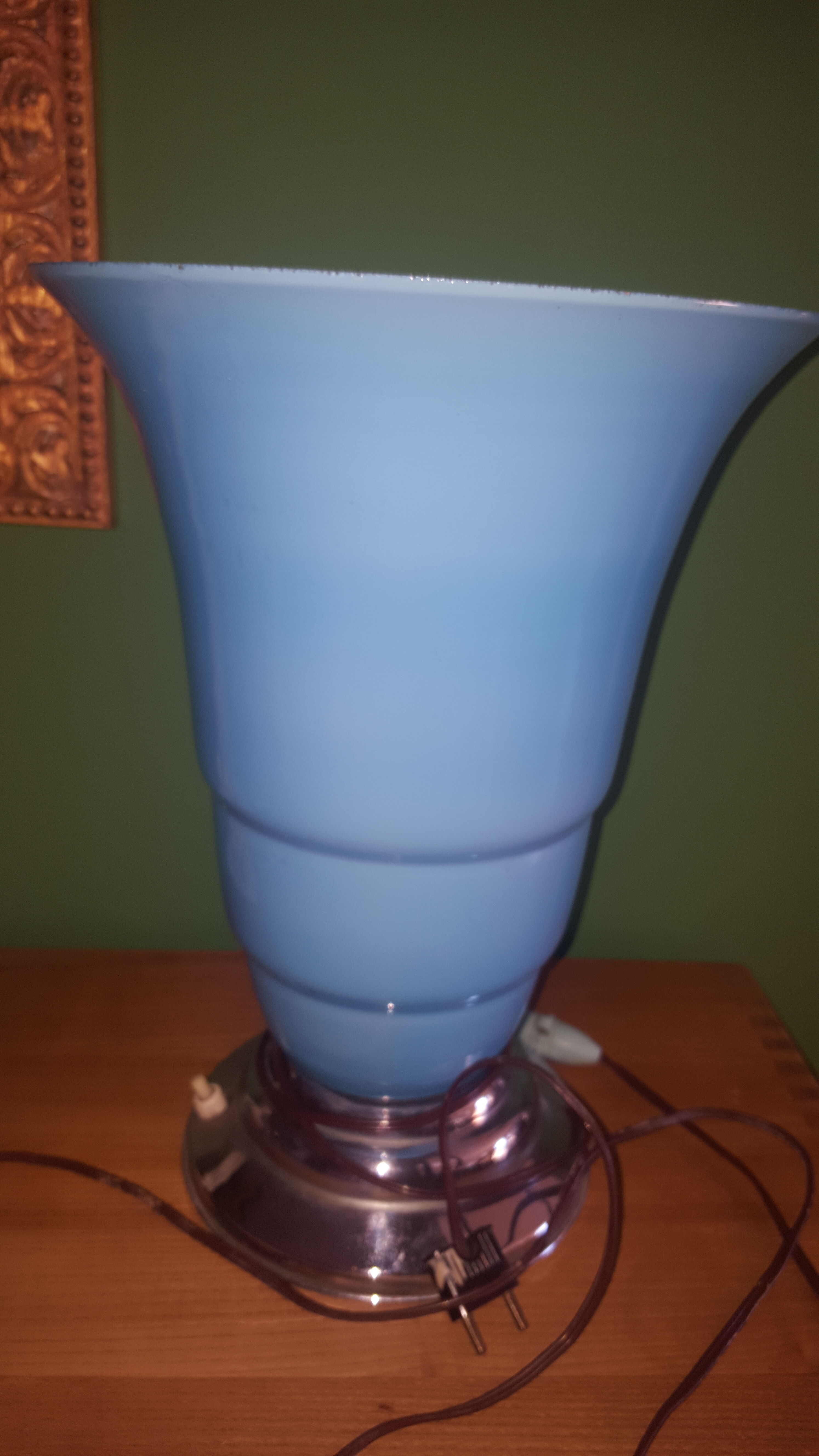 Art deco lamp in opaline