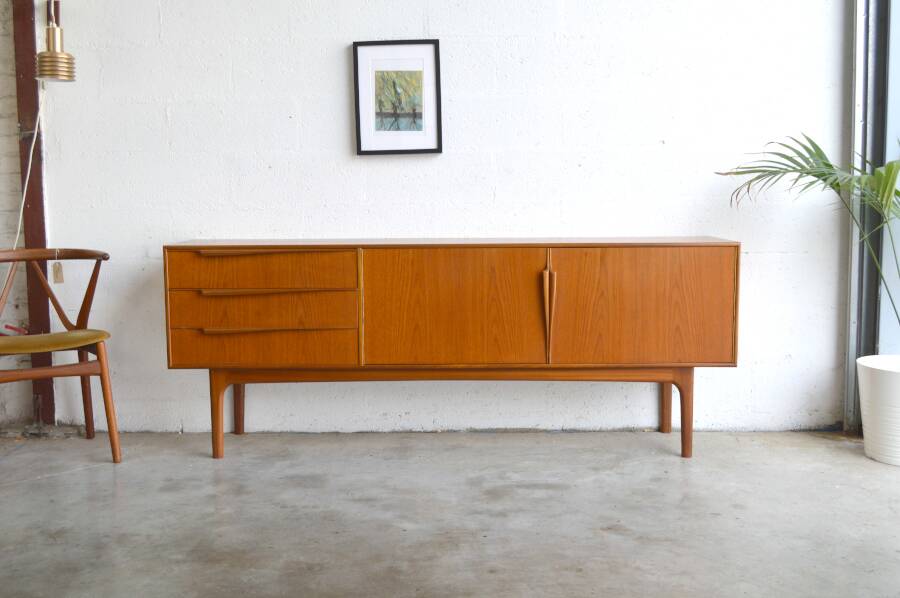 Enfilade by McIntosh 200 cm