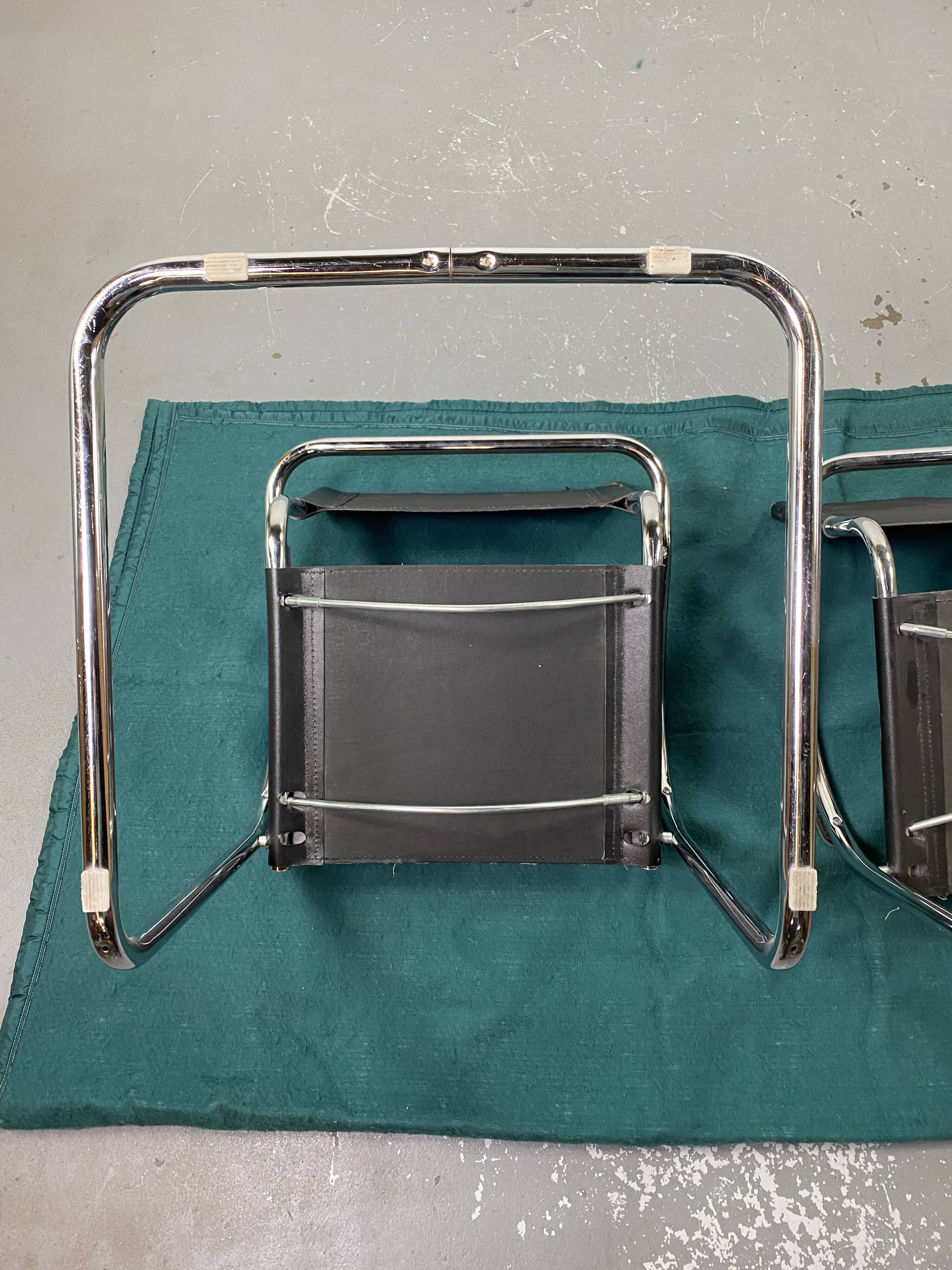 Paire de Fauteuils Design en simili cuir et Aluminium