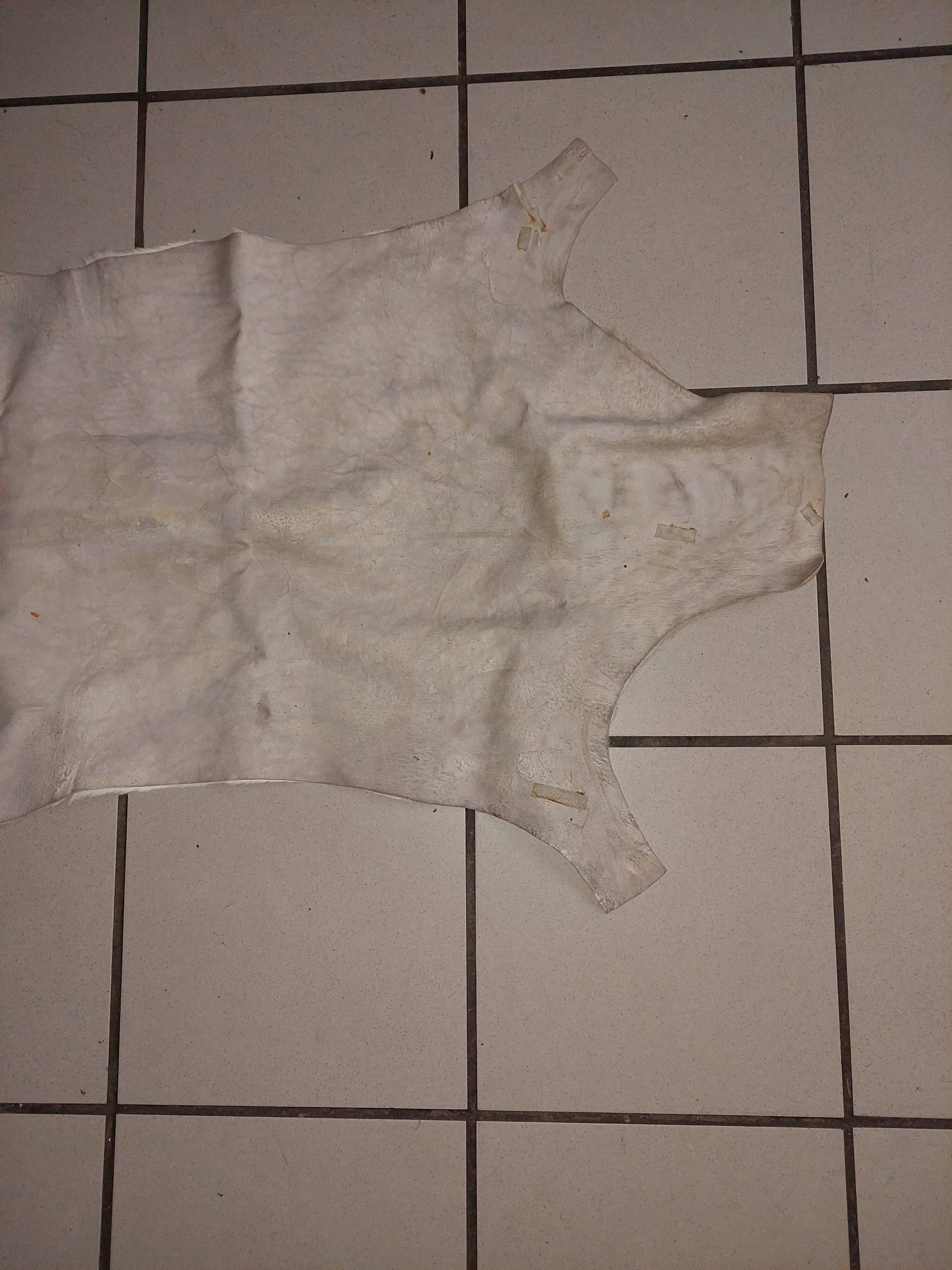 Used natural African animal skin rug (70x100cm)