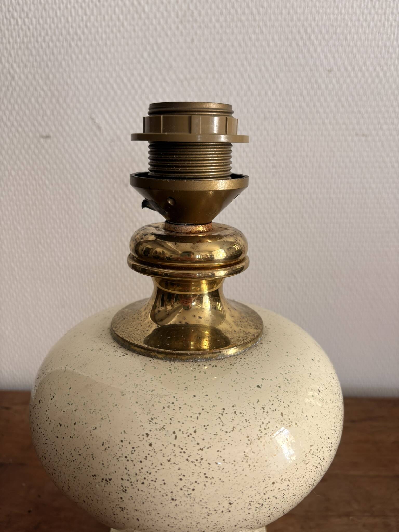 Spotted Vintage Lamp Hollywood Regency Style Chic Ostrich Egg