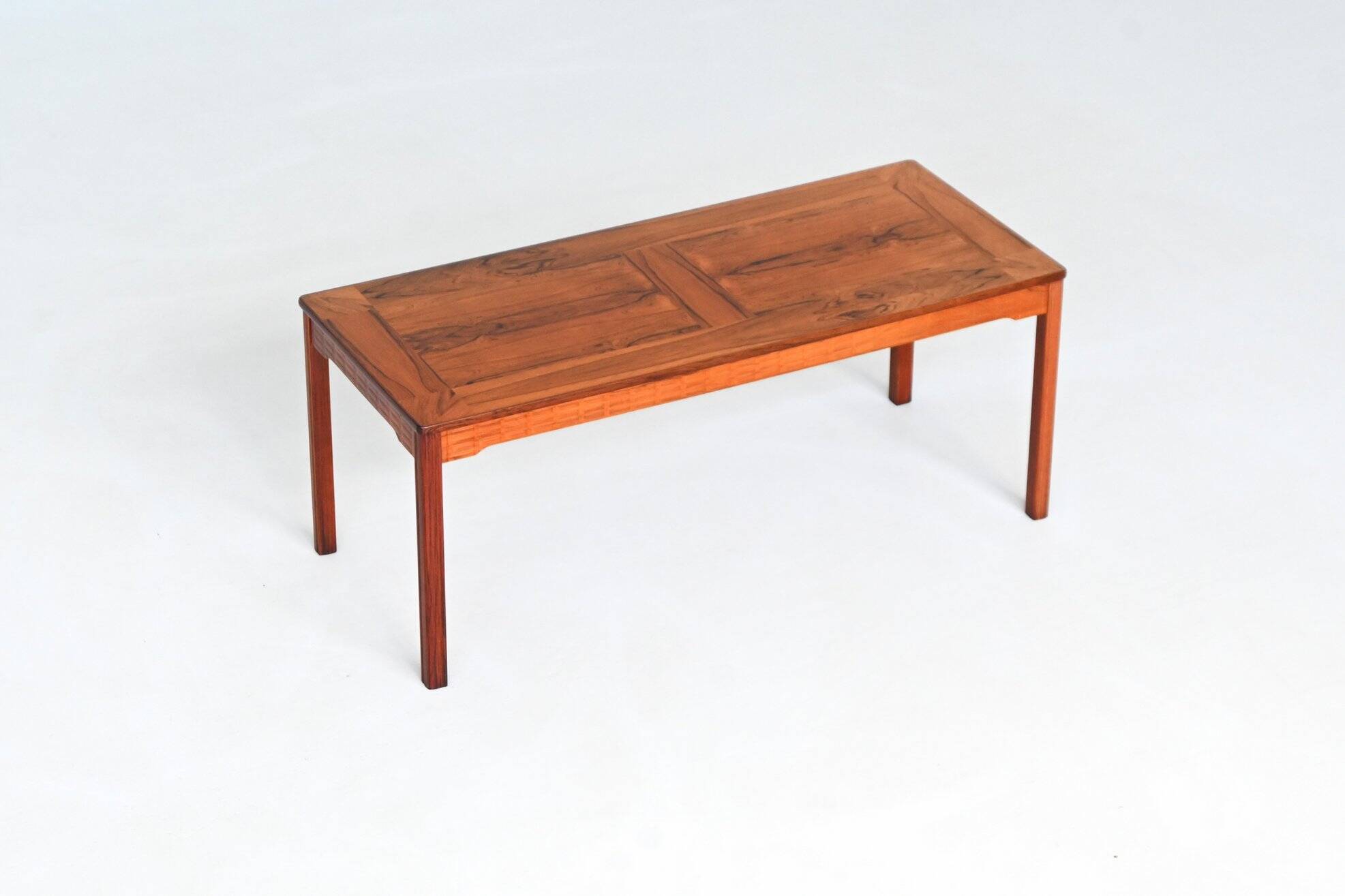 Grande table basse Alberts Tibro en palissandre Danemark 1970