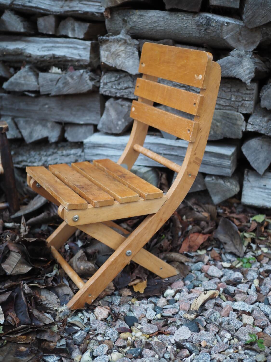 Chaise rustique pour enfant pliante en bois